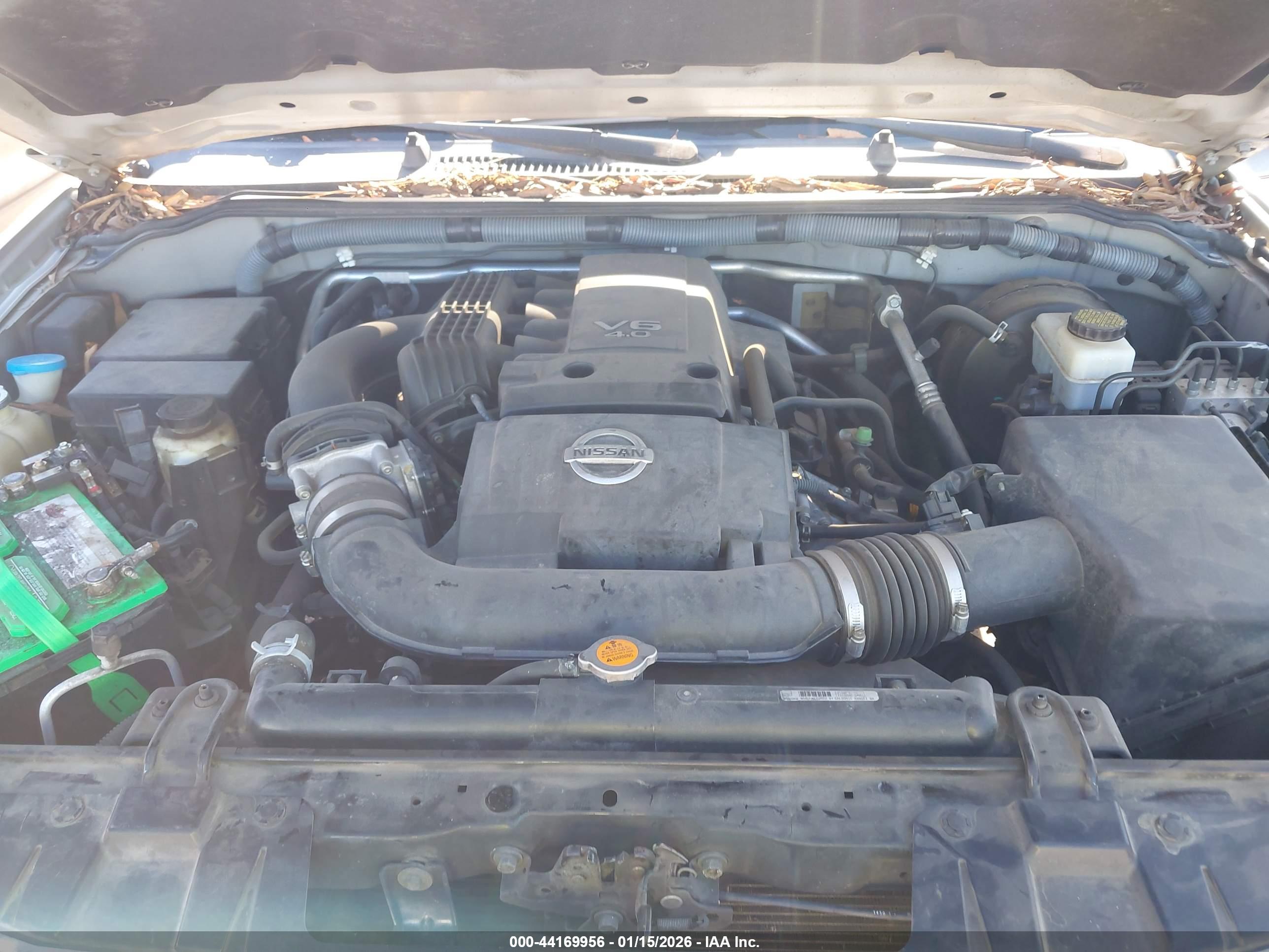 NISSAN FRONTIER image 10