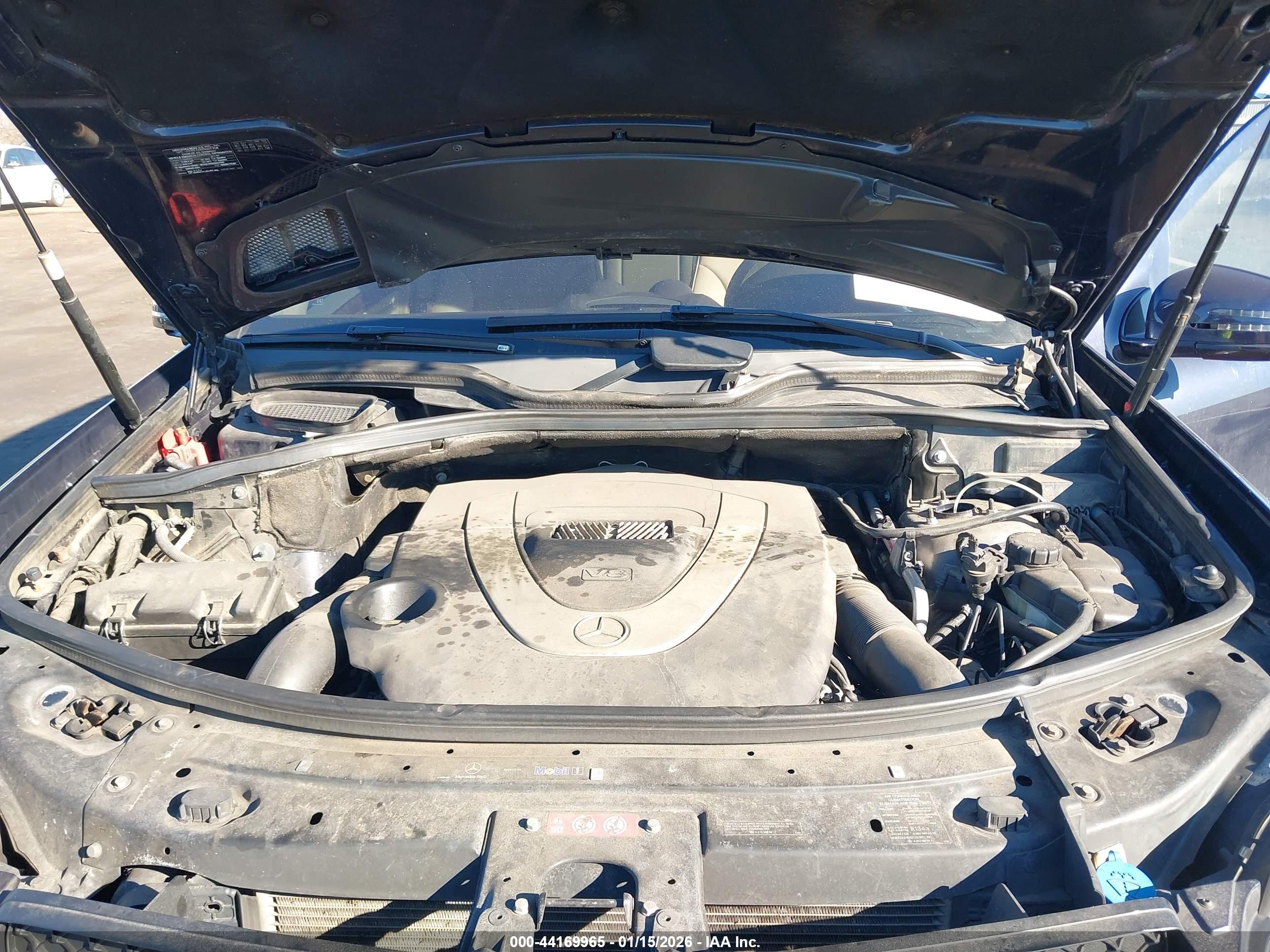 MERCEDES-BENZ GL image 10