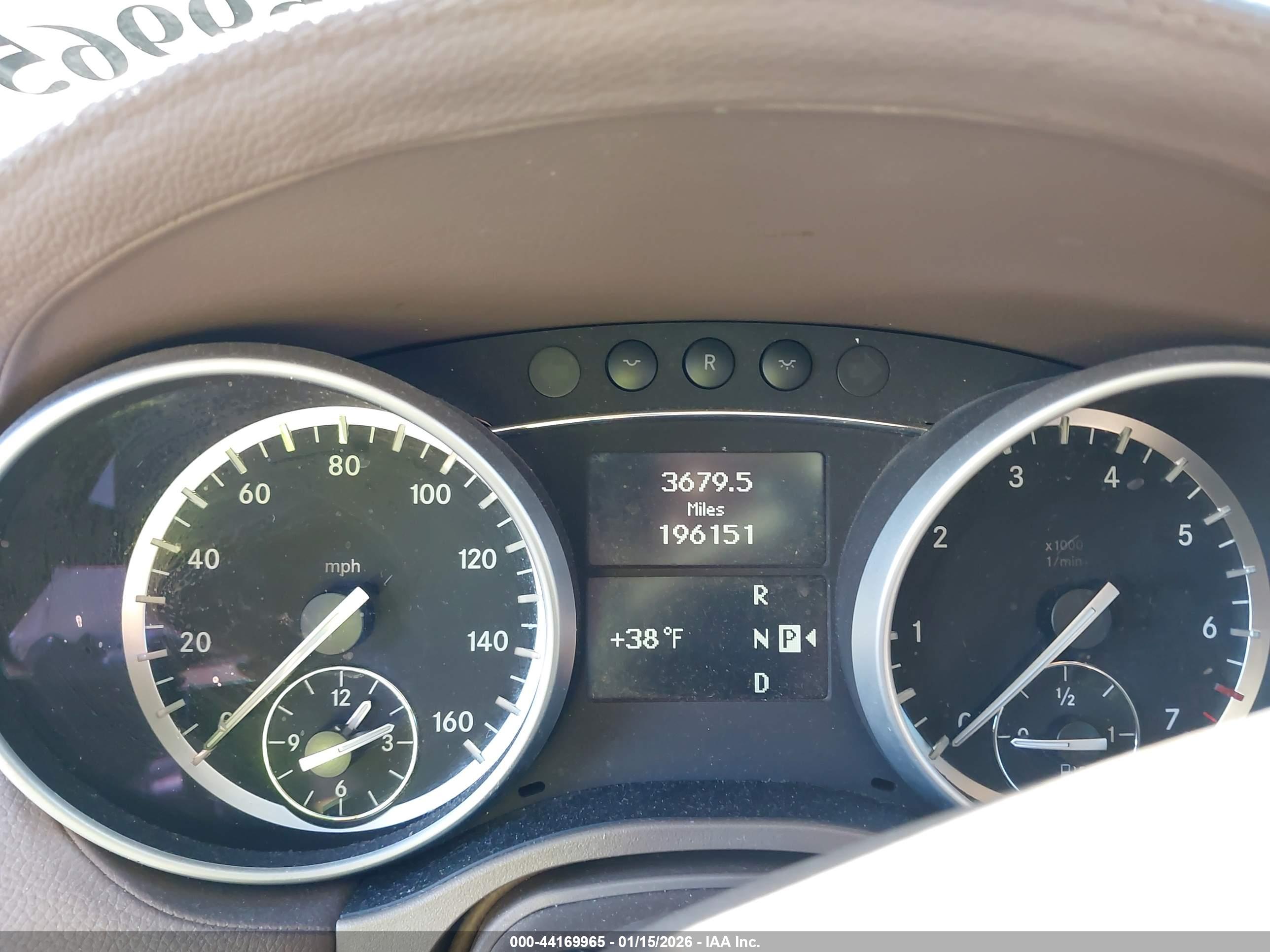 MERCEDES-BENZ GL image 7
