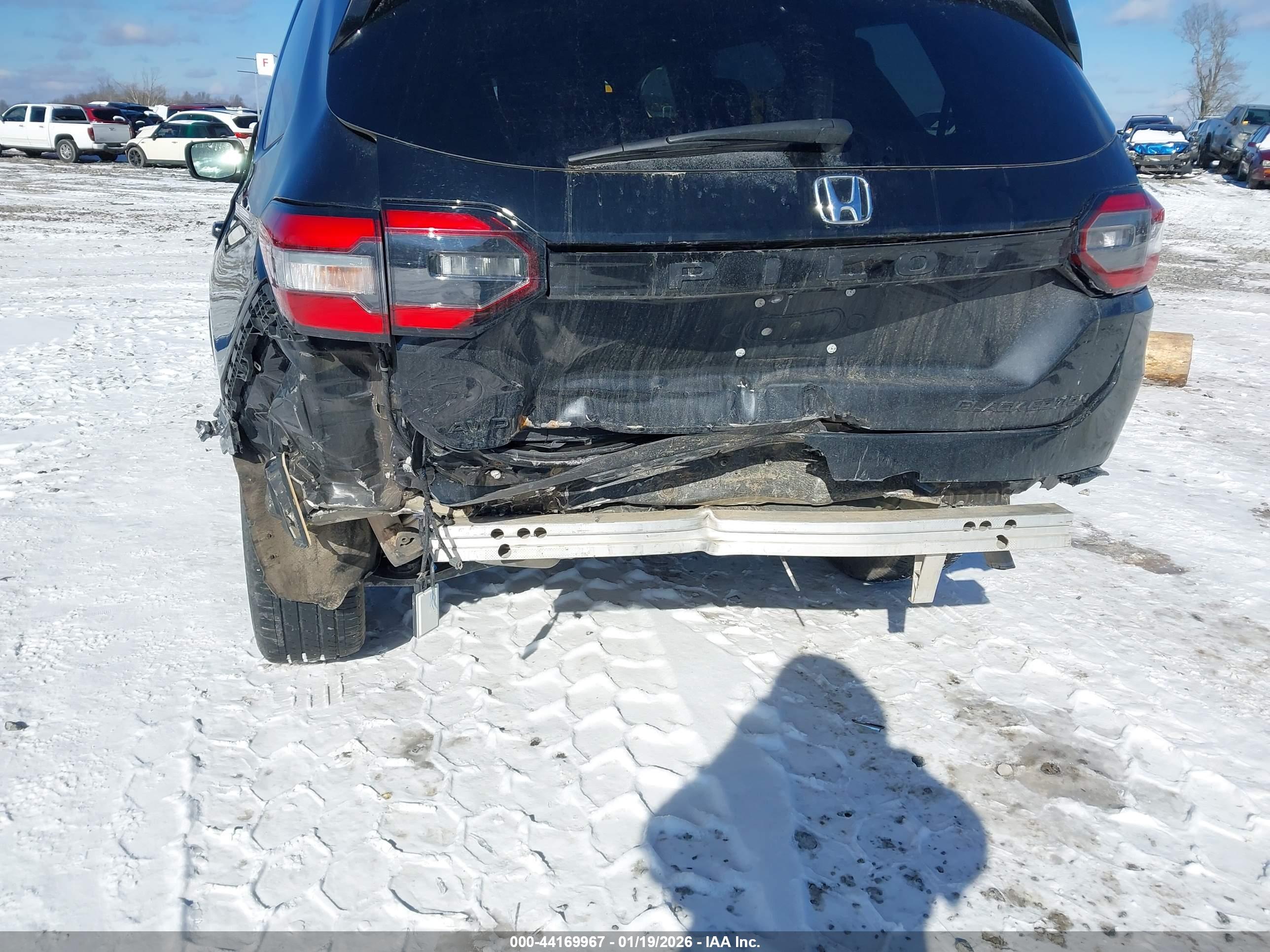 HONDA PILOT image 6