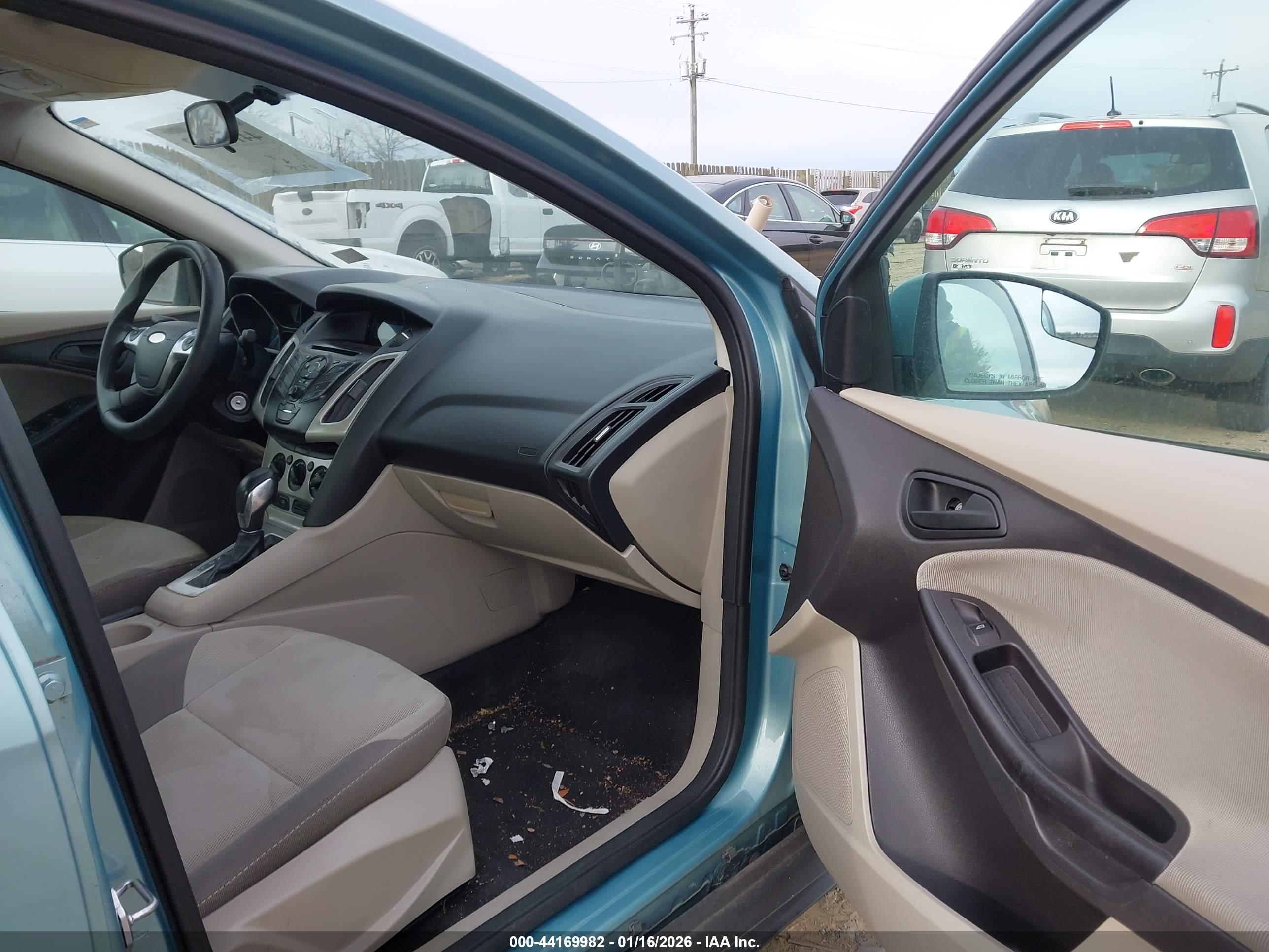FORD FOCUS image 5