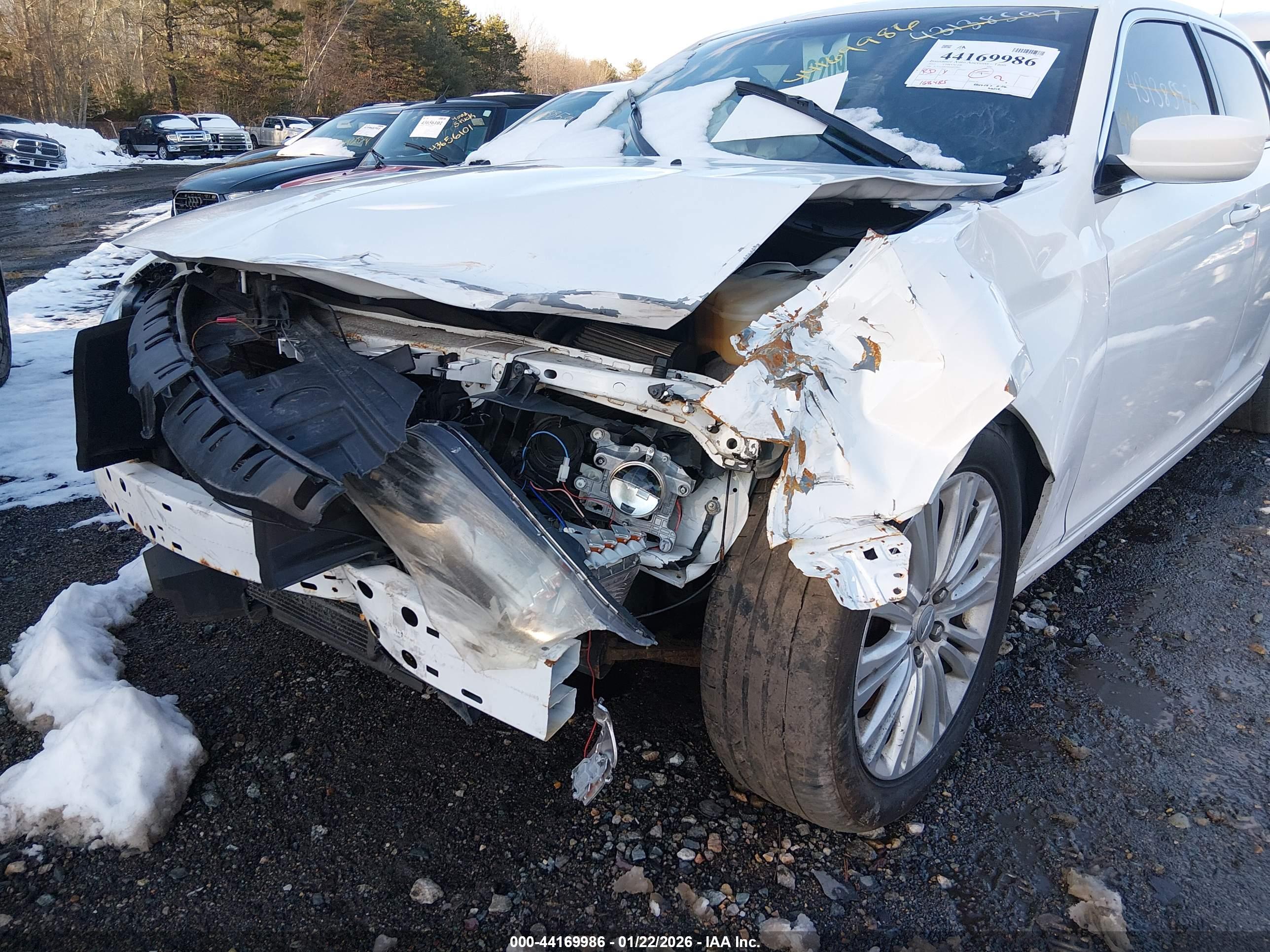 CHRYSLER 300 image 6