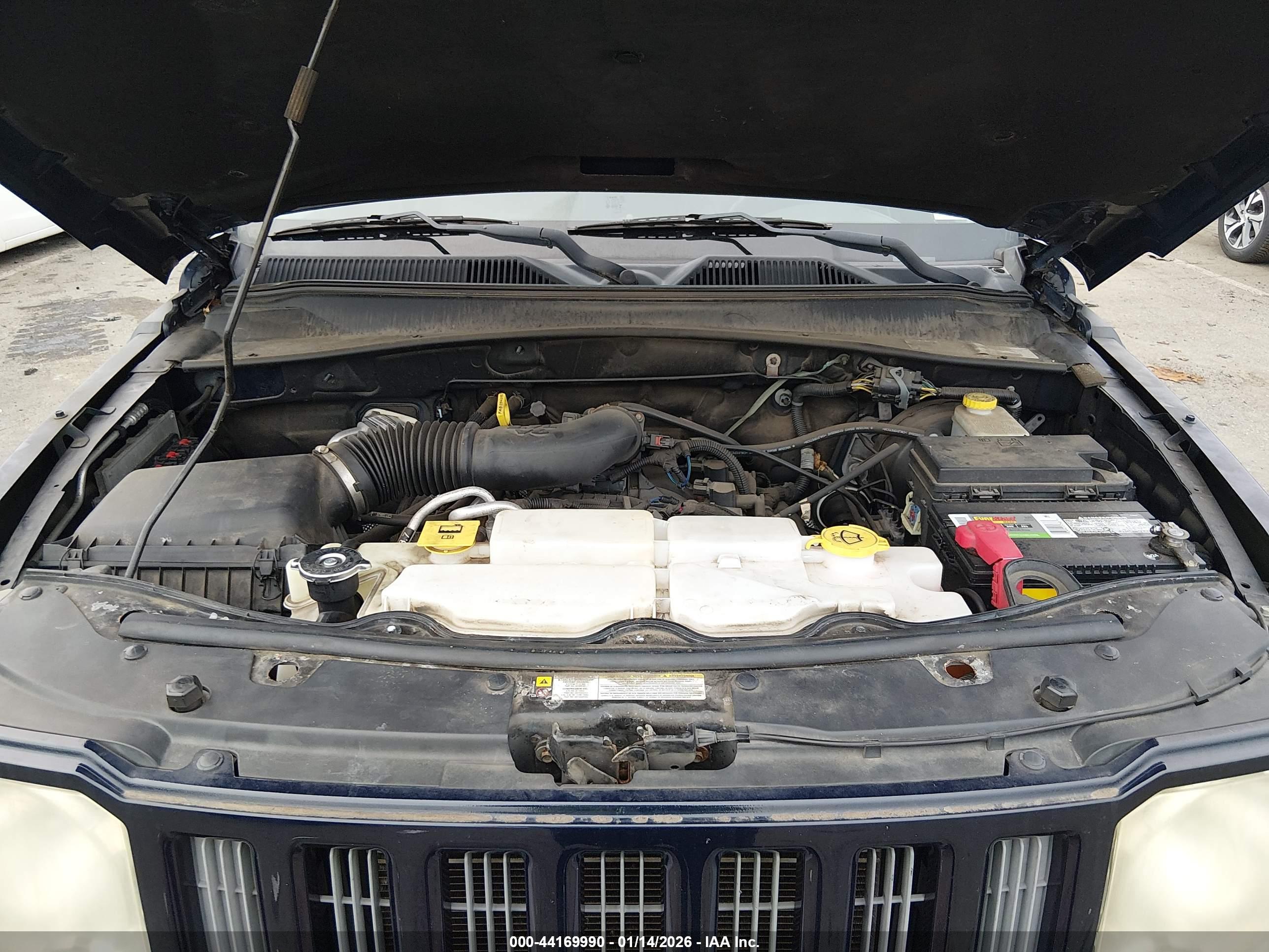 JEEP LIBERTY image 10