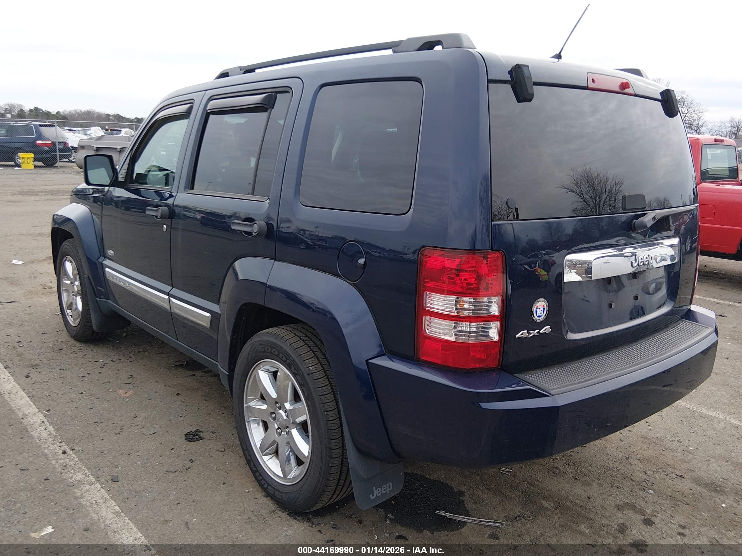 JEEP LIBERTY image 3