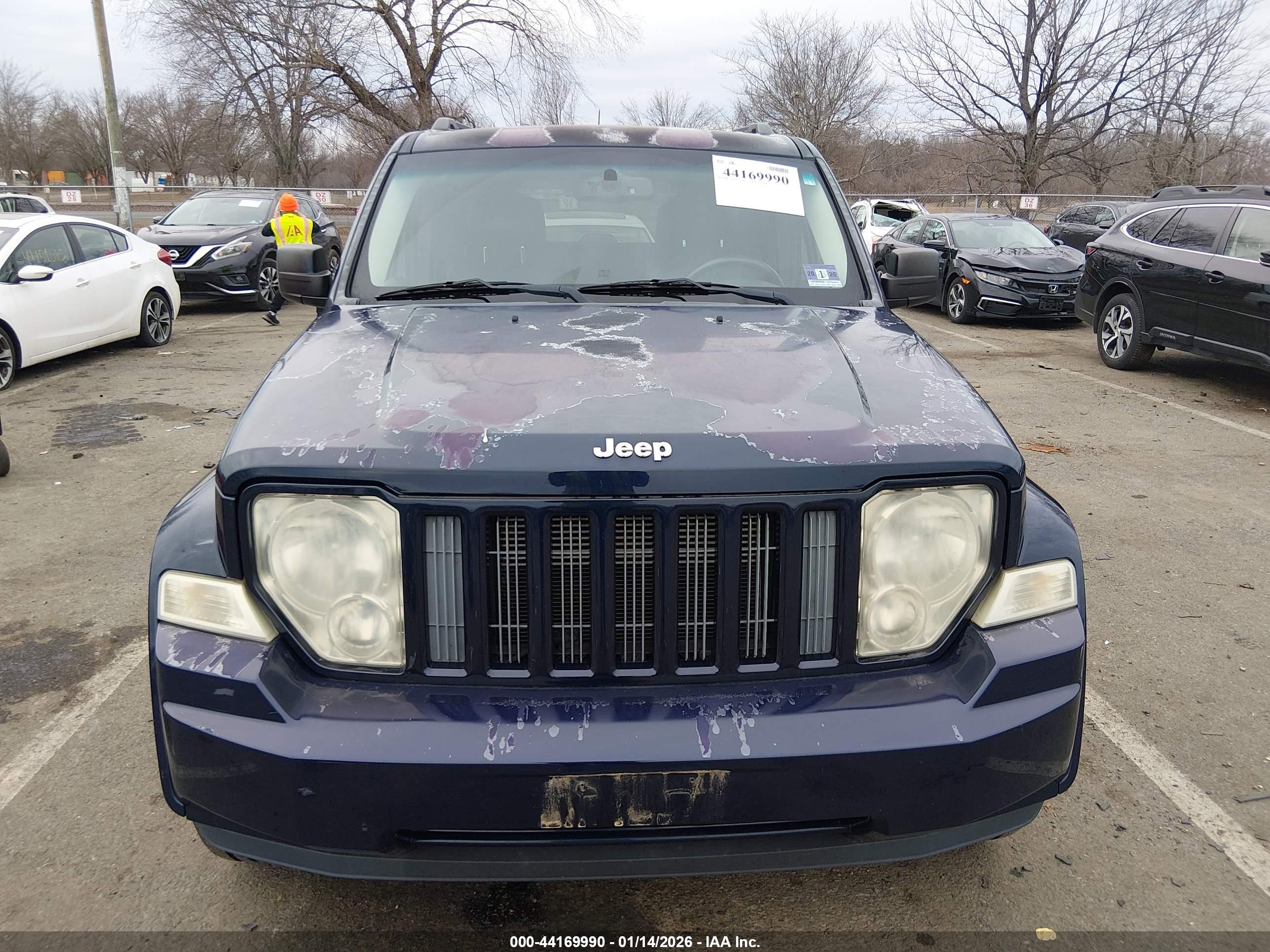 JEEP LIBERTY image 6