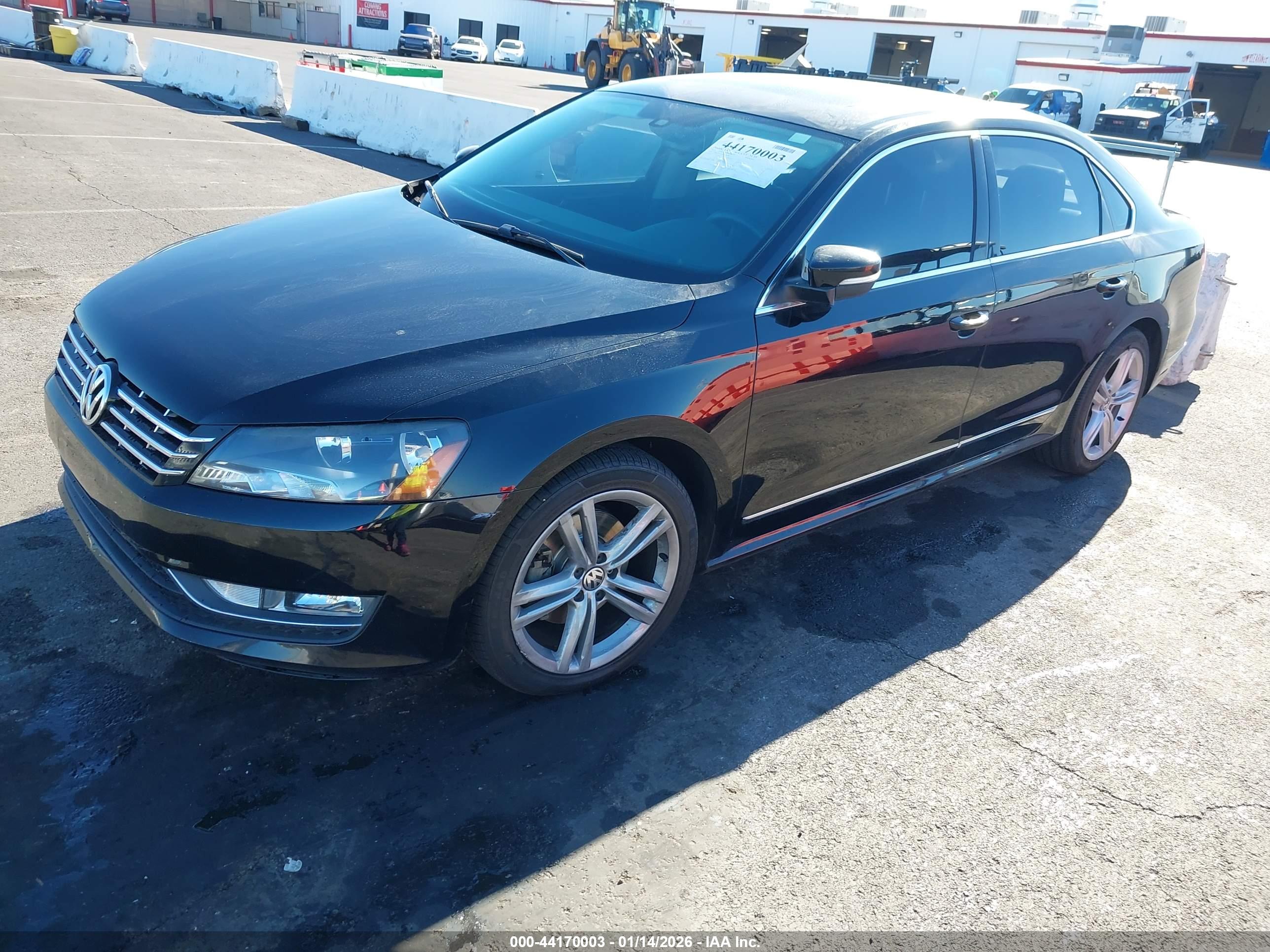 VOLKSWAGEN PASSAT image 6