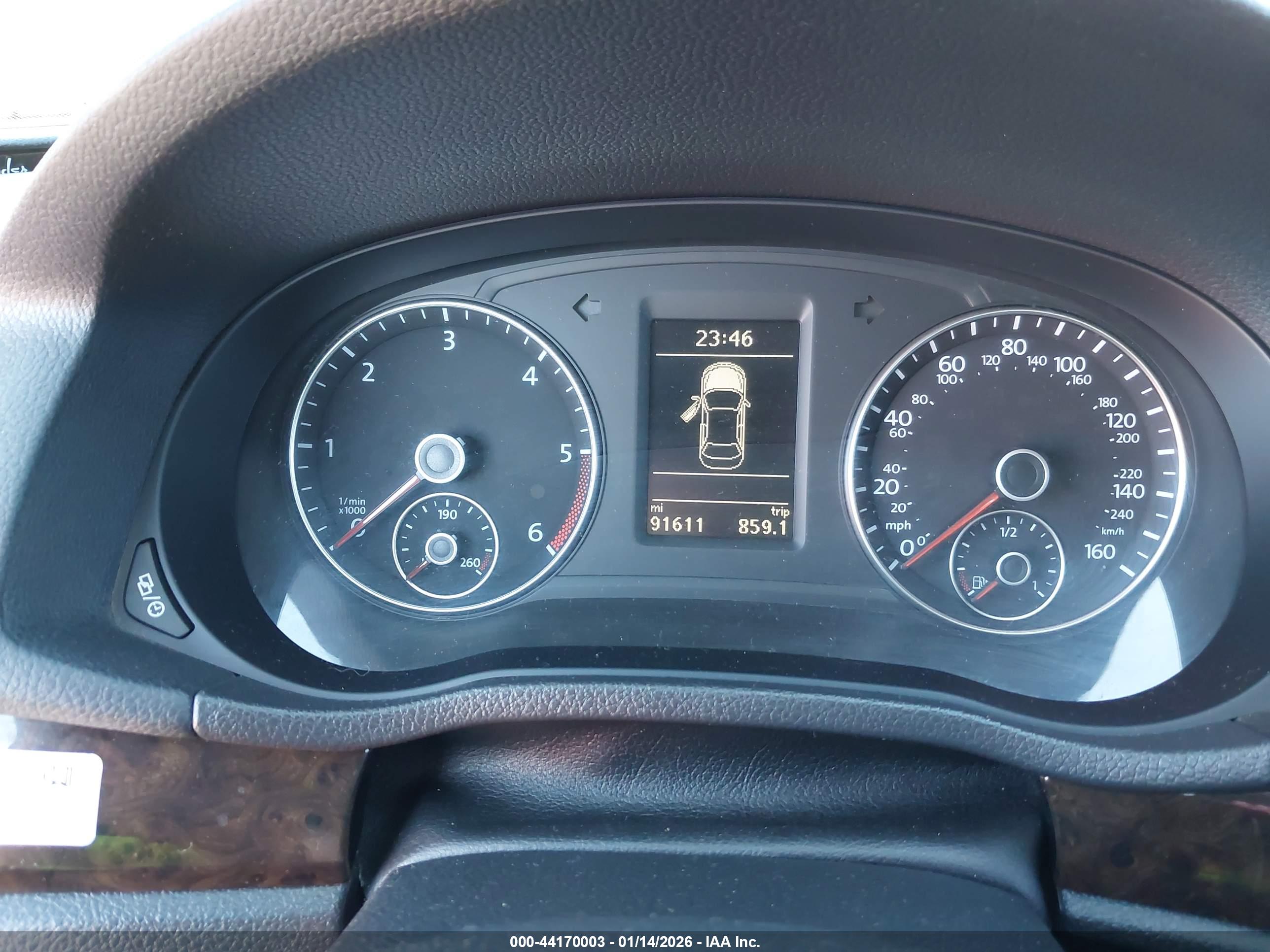 VOLKSWAGEN PASSAT image 7