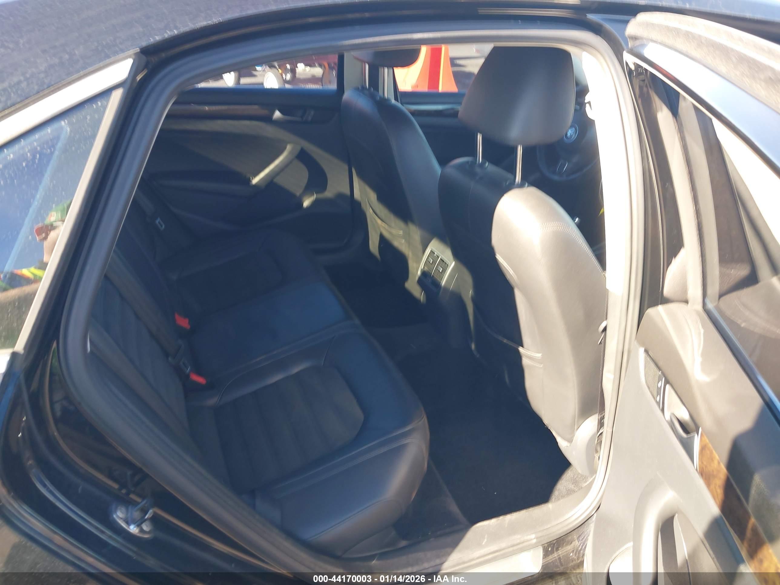 VOLKSWAGEN PASSAT image 8