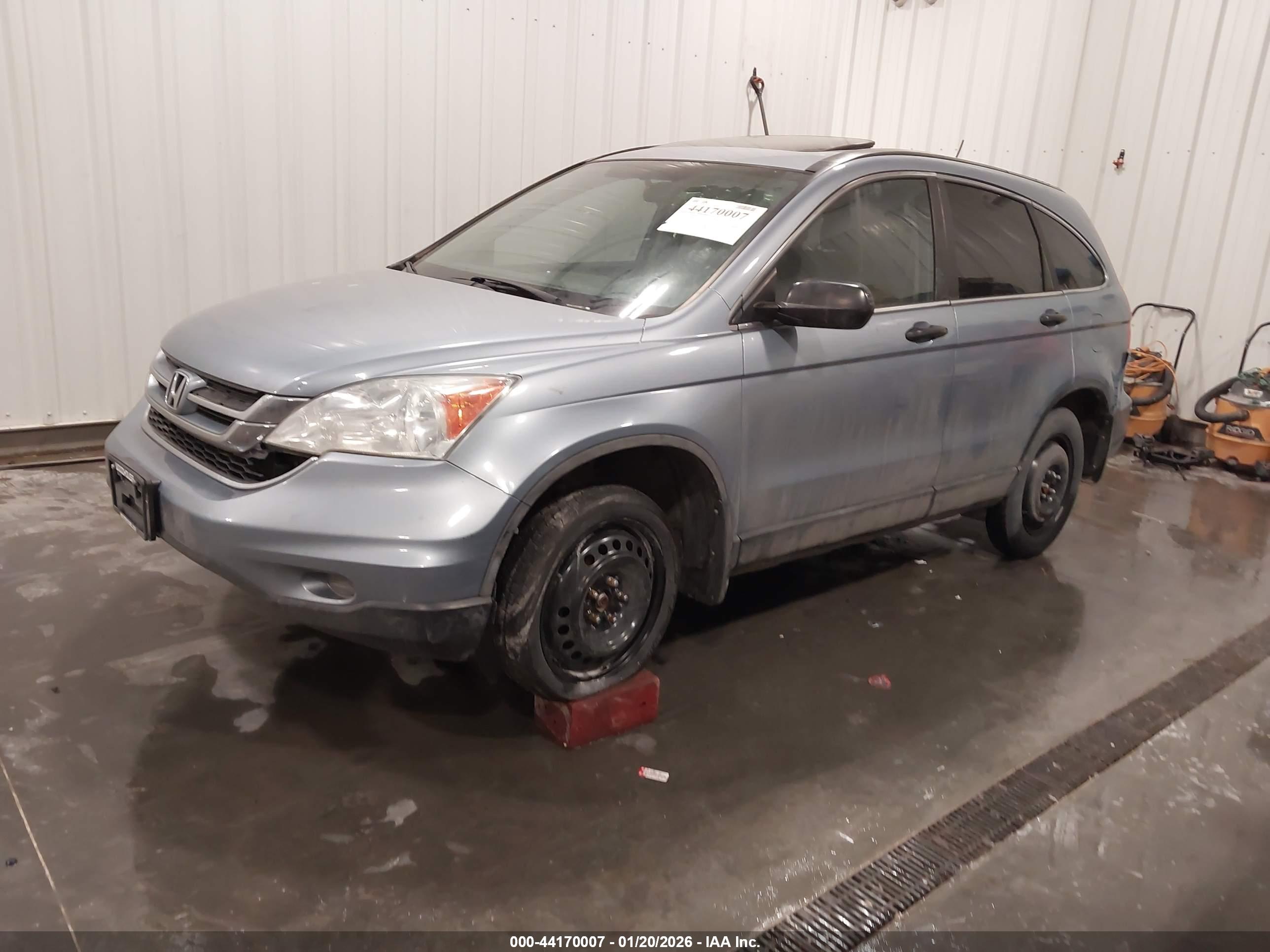 HONDA CR-V image 2