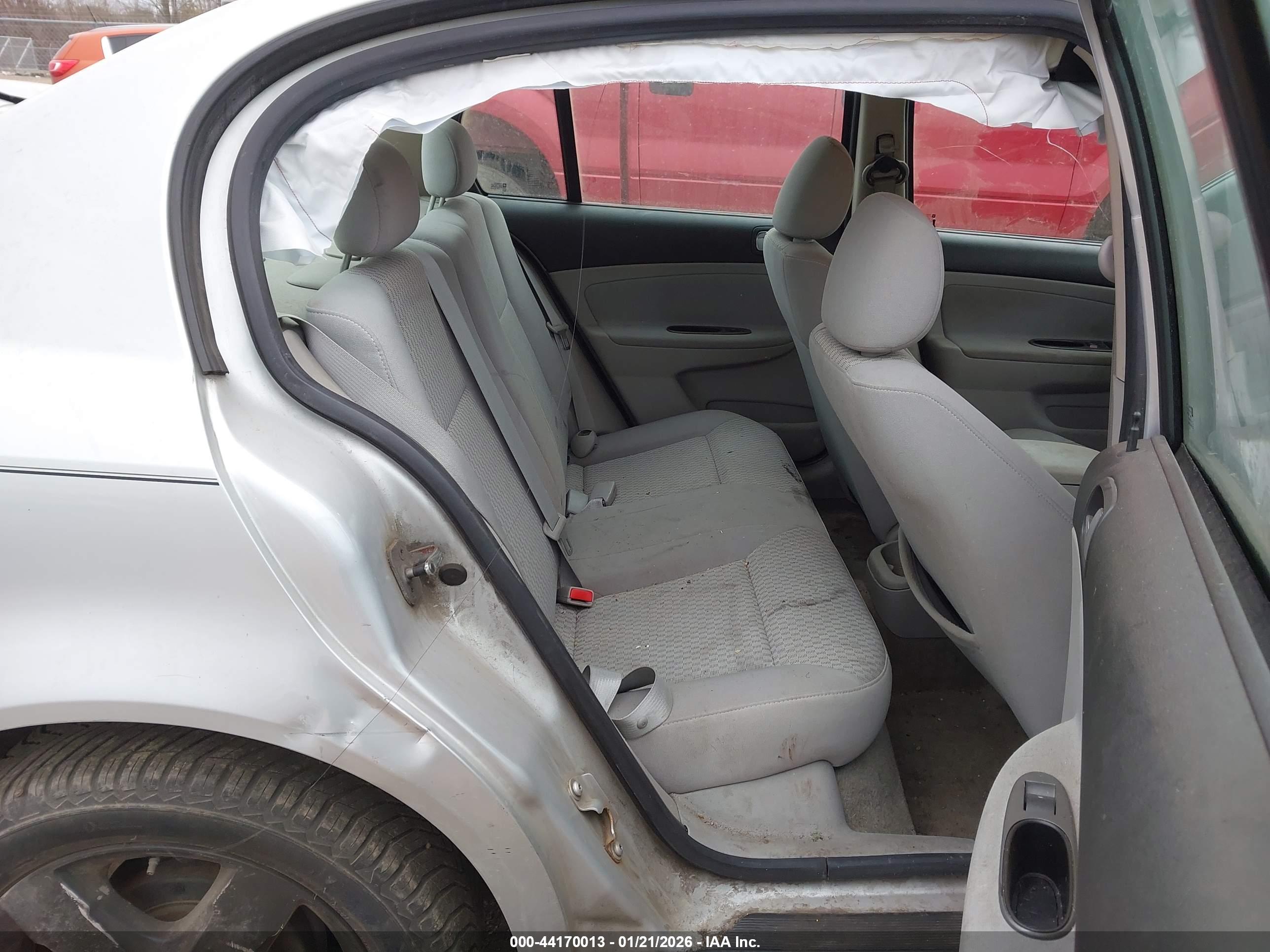 CHEVROLET COBALT image 8
