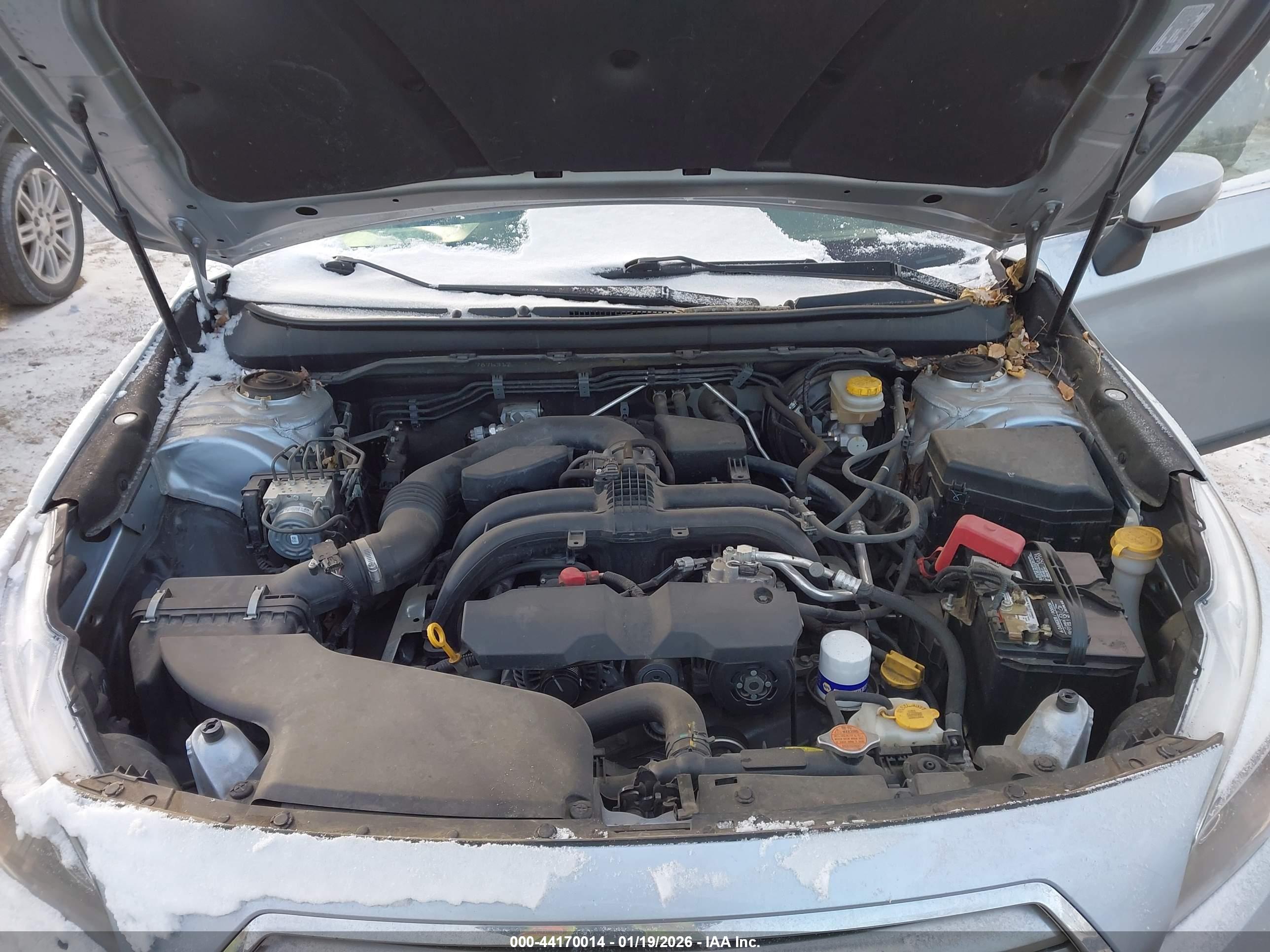 SUBARU OUTBACK image 10
