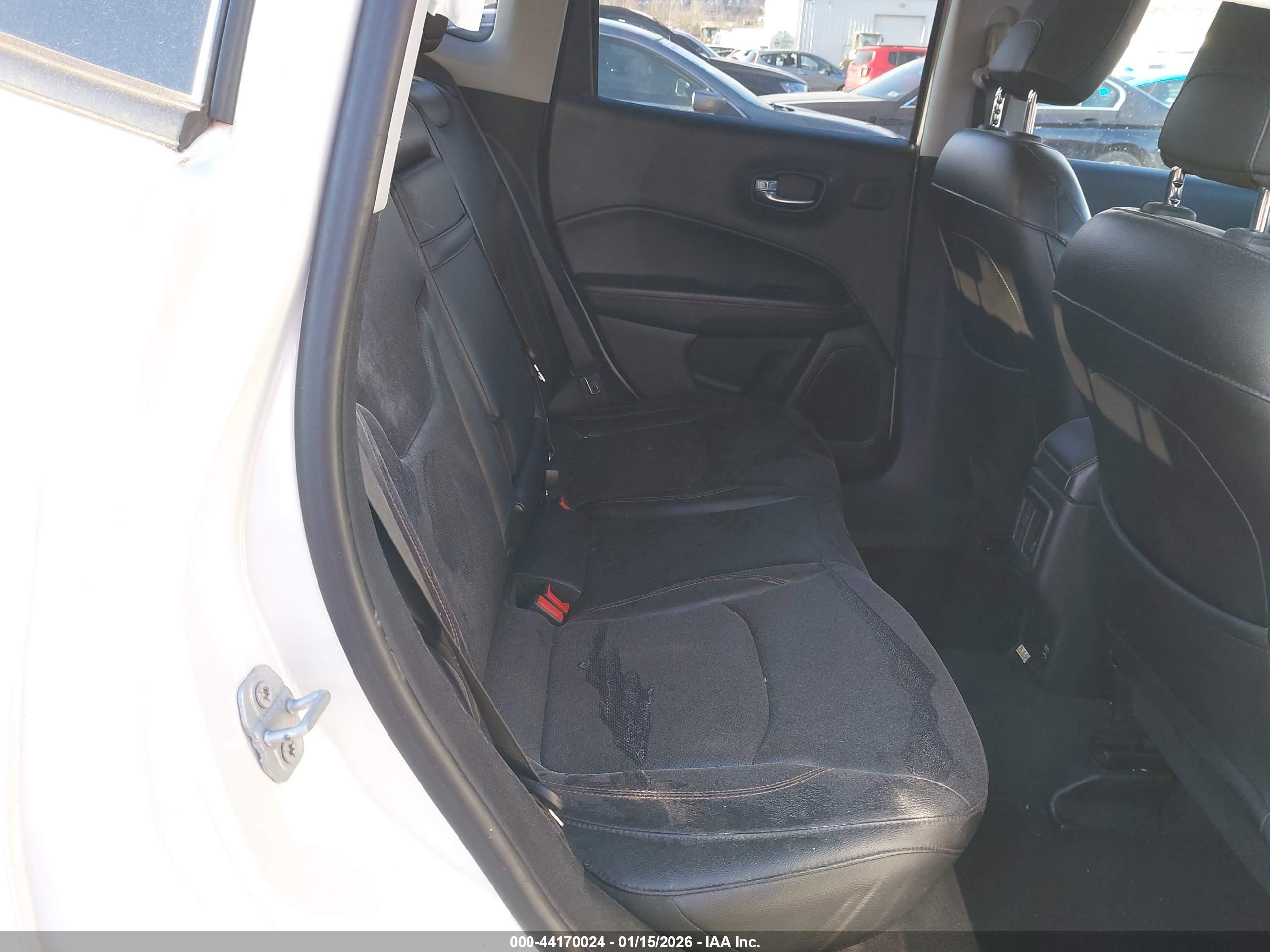 JEEP COMPASS image 8