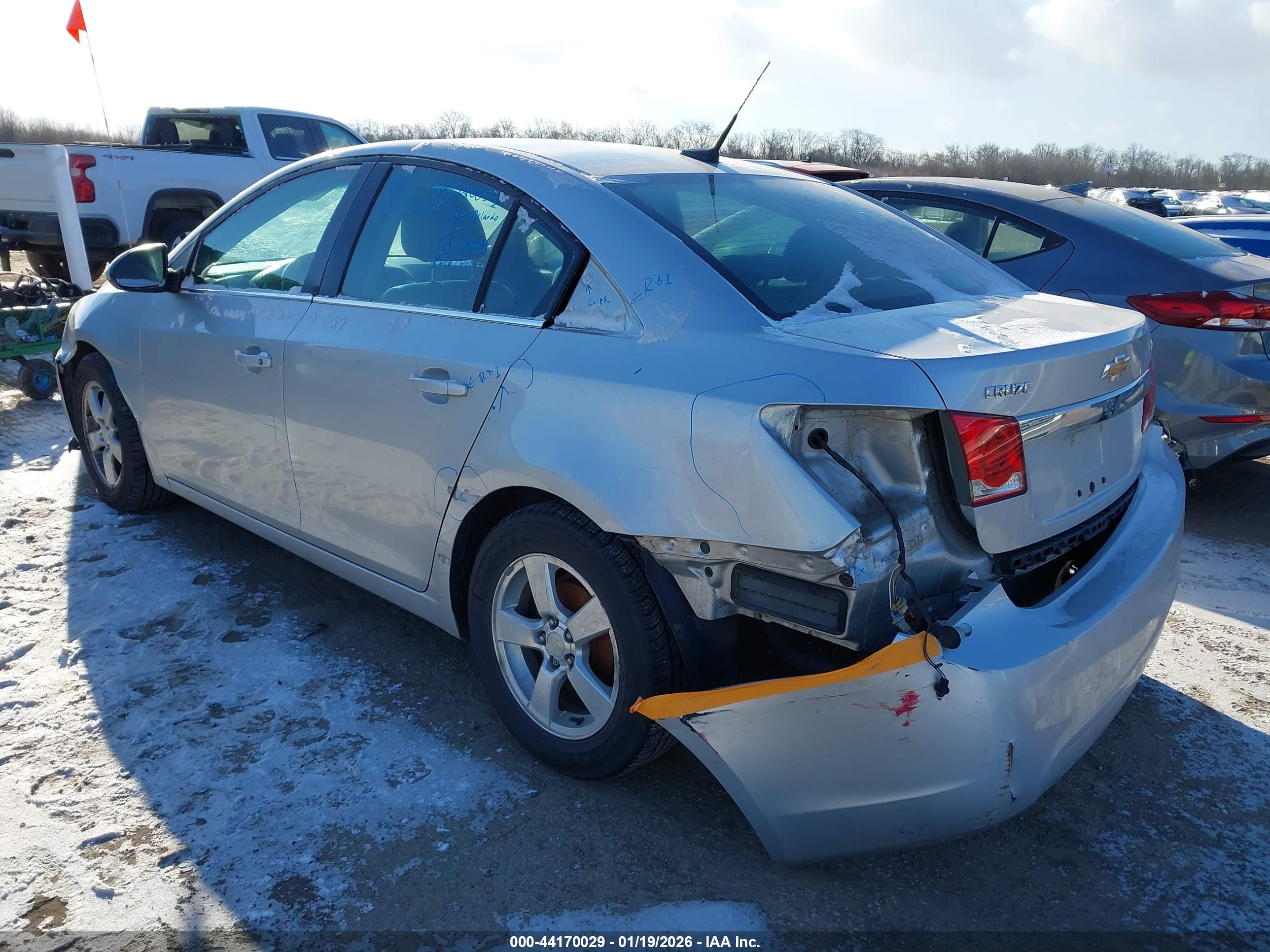 CHEVROLET CRUZE image 3