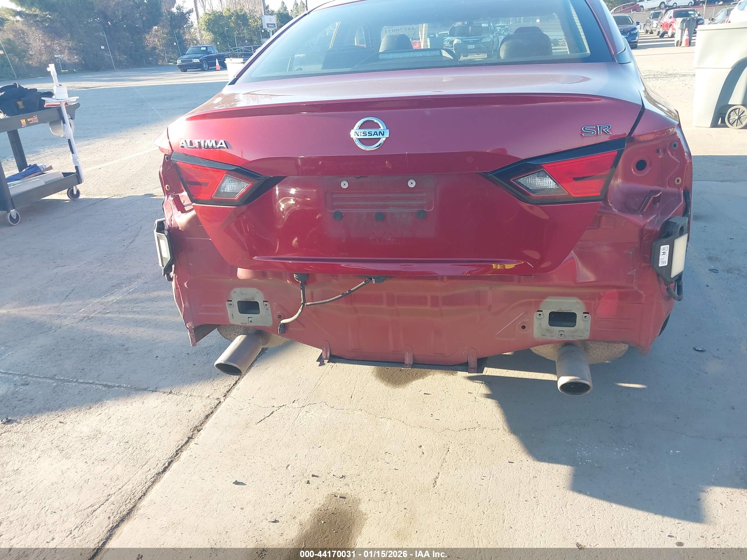 NISSAN ALTIMA image 6