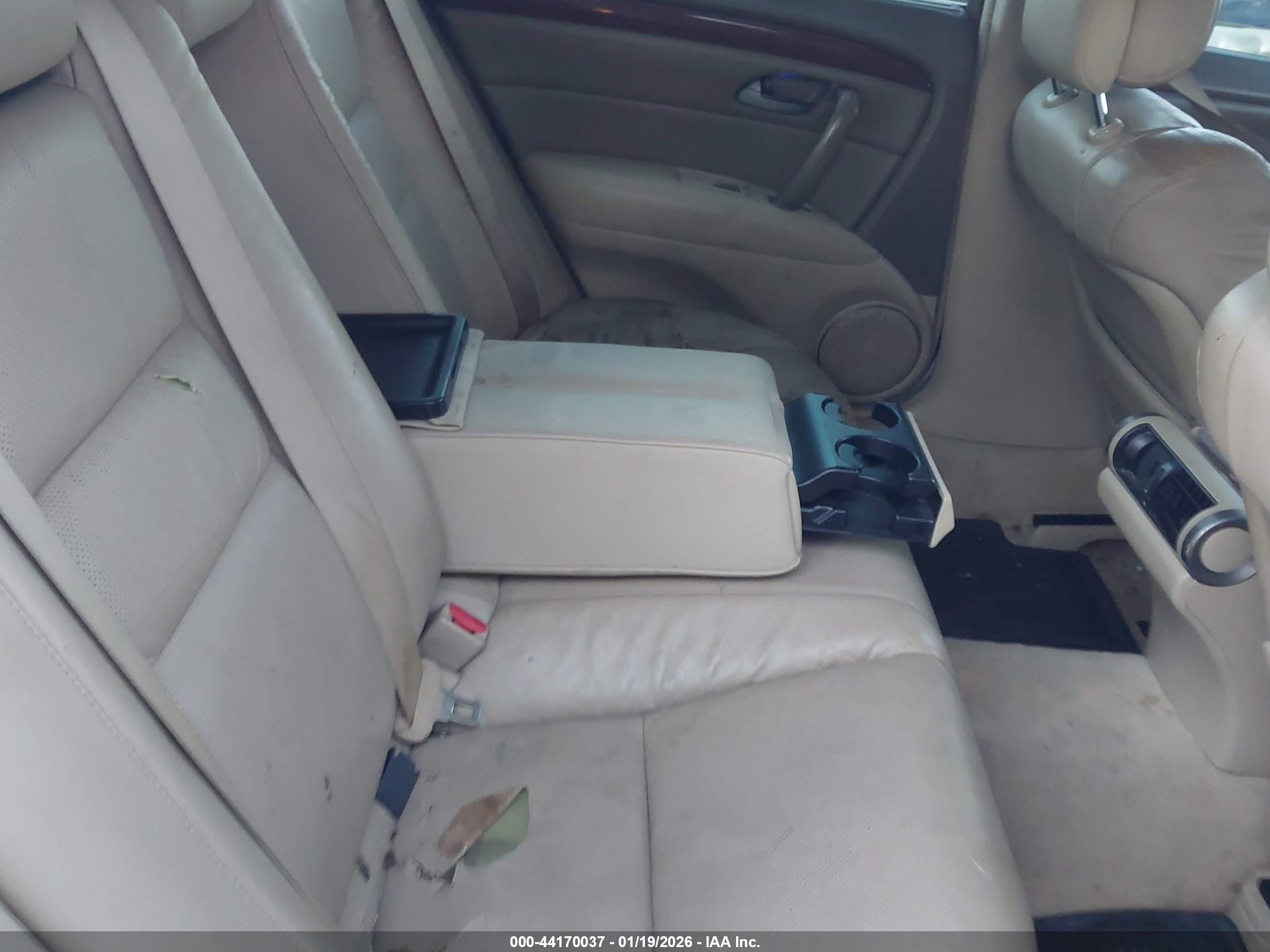ACURA RL image 8