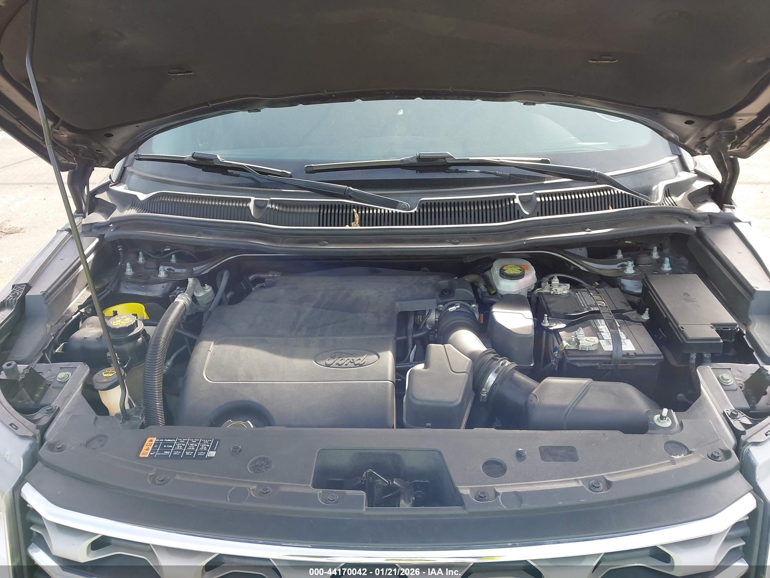 FORD EXPLORER image 10