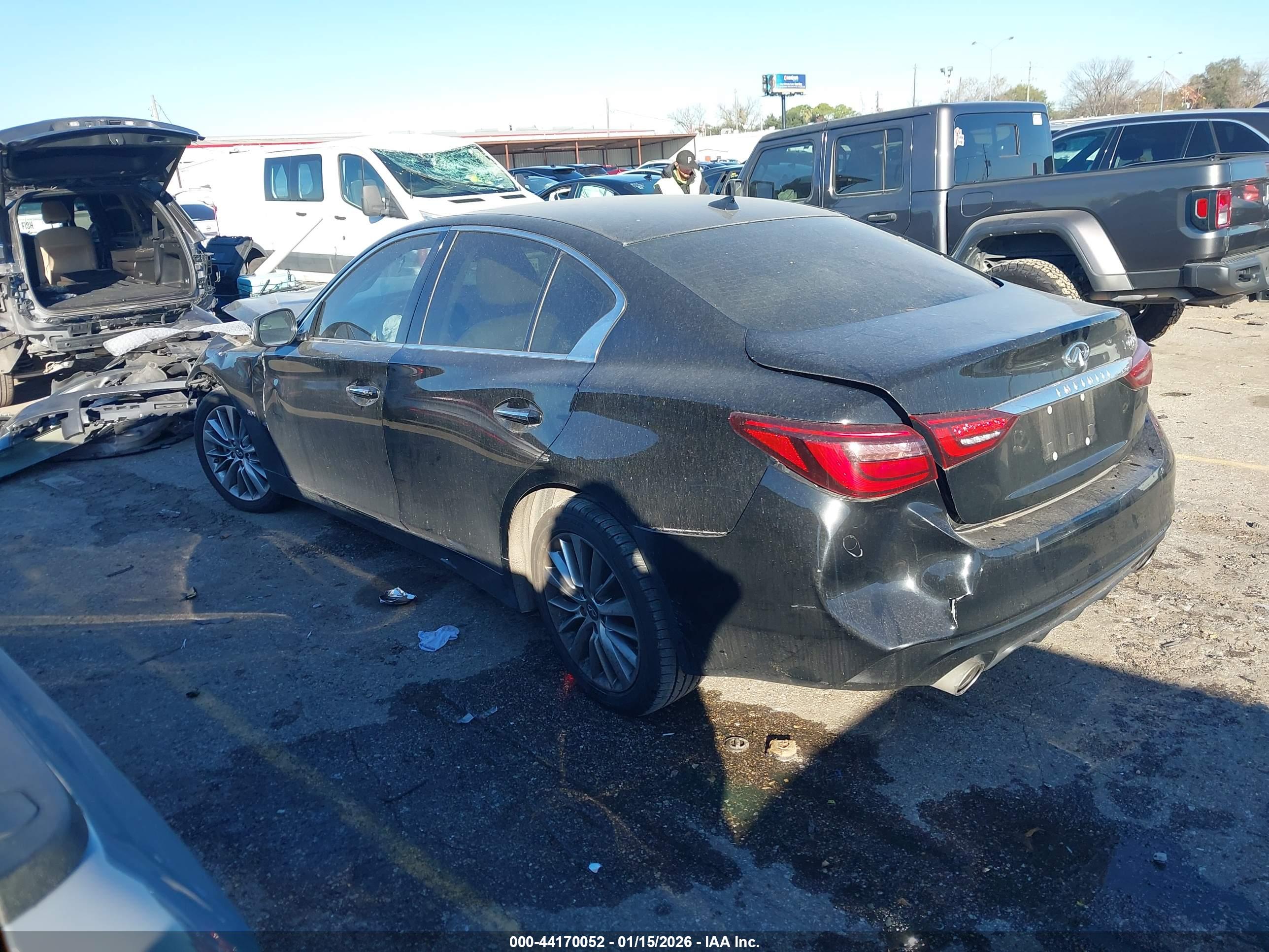 INFINITI Q50 image 3