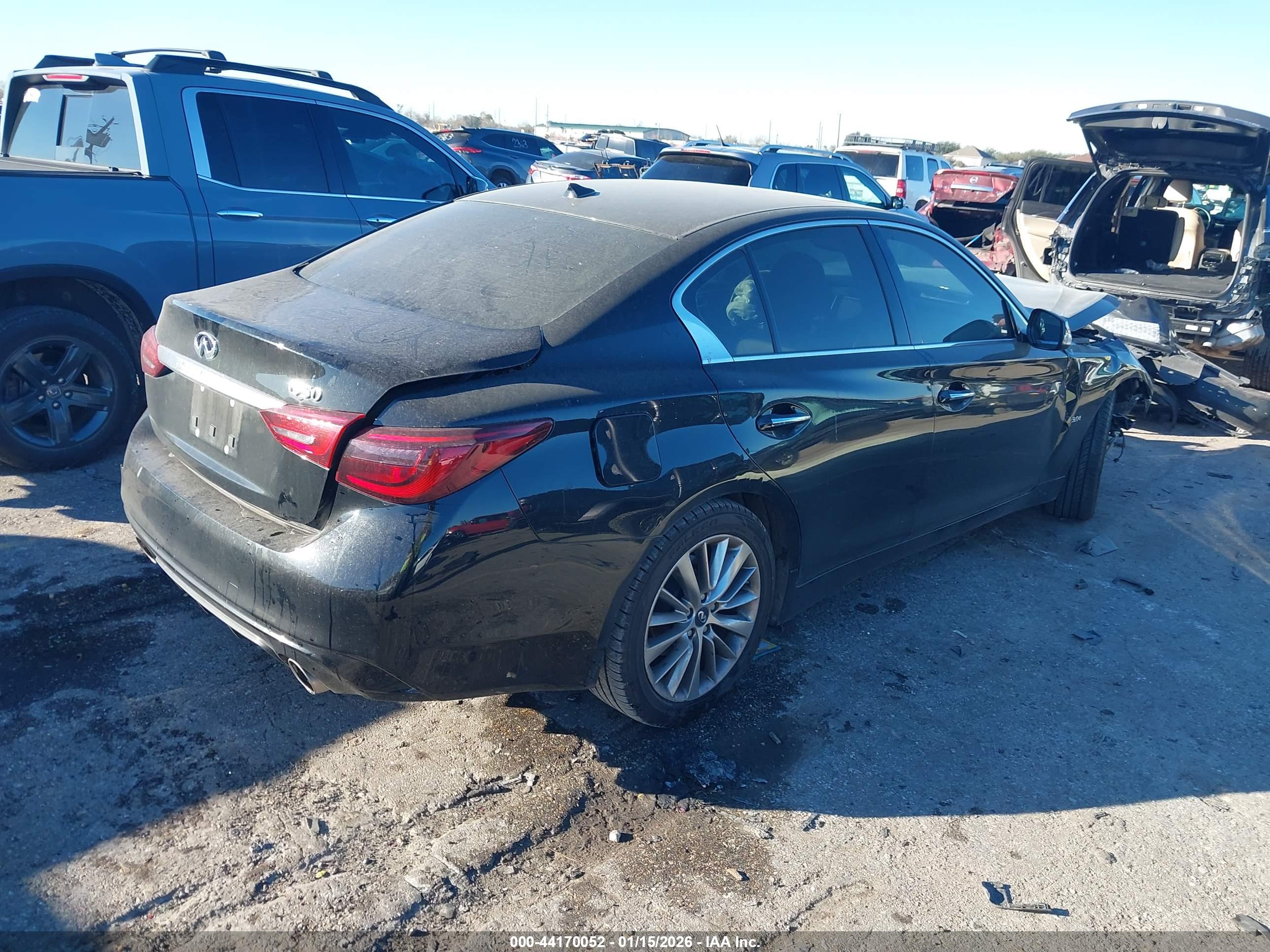 INFINITI Q50 image 4