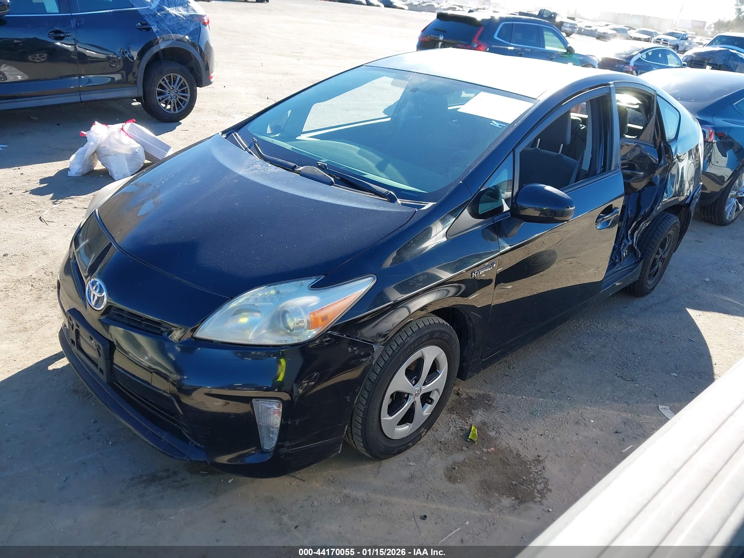 TOYOTA PRIUS image 2