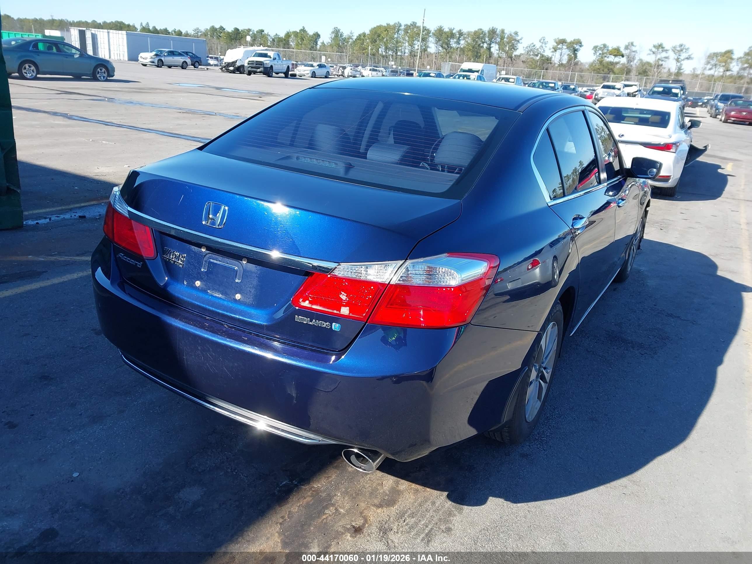 HONDA ACCORD image 4