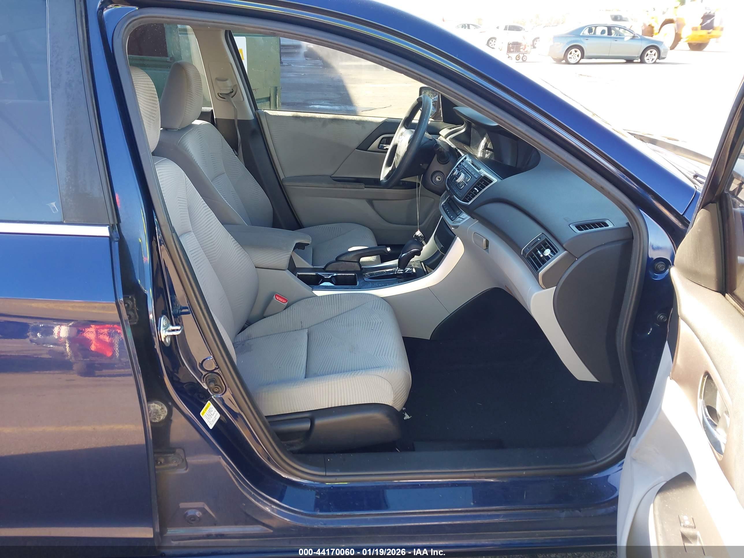 HONDA ACCORD image 5