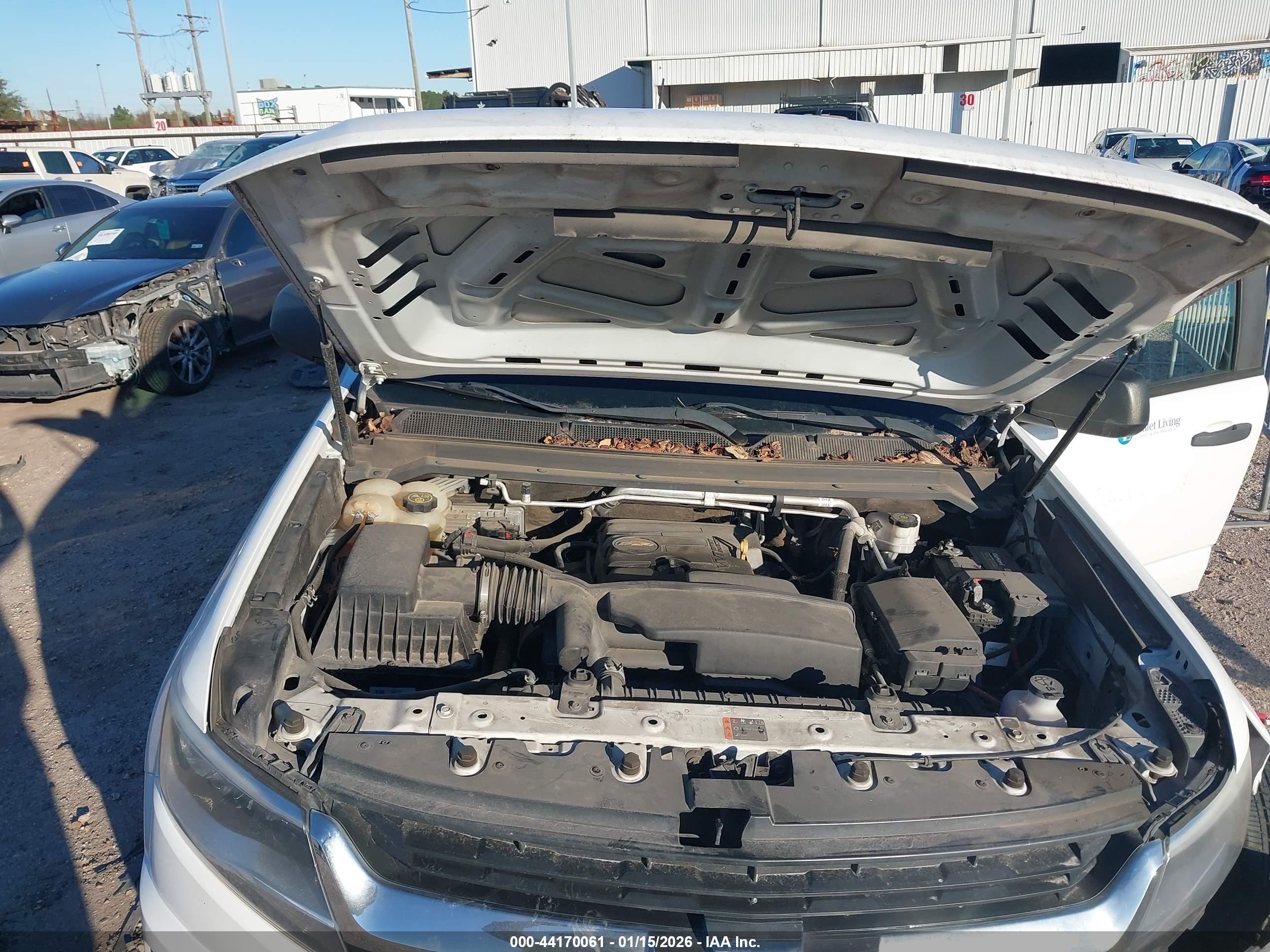 CHEVROLET COLORADO image 10