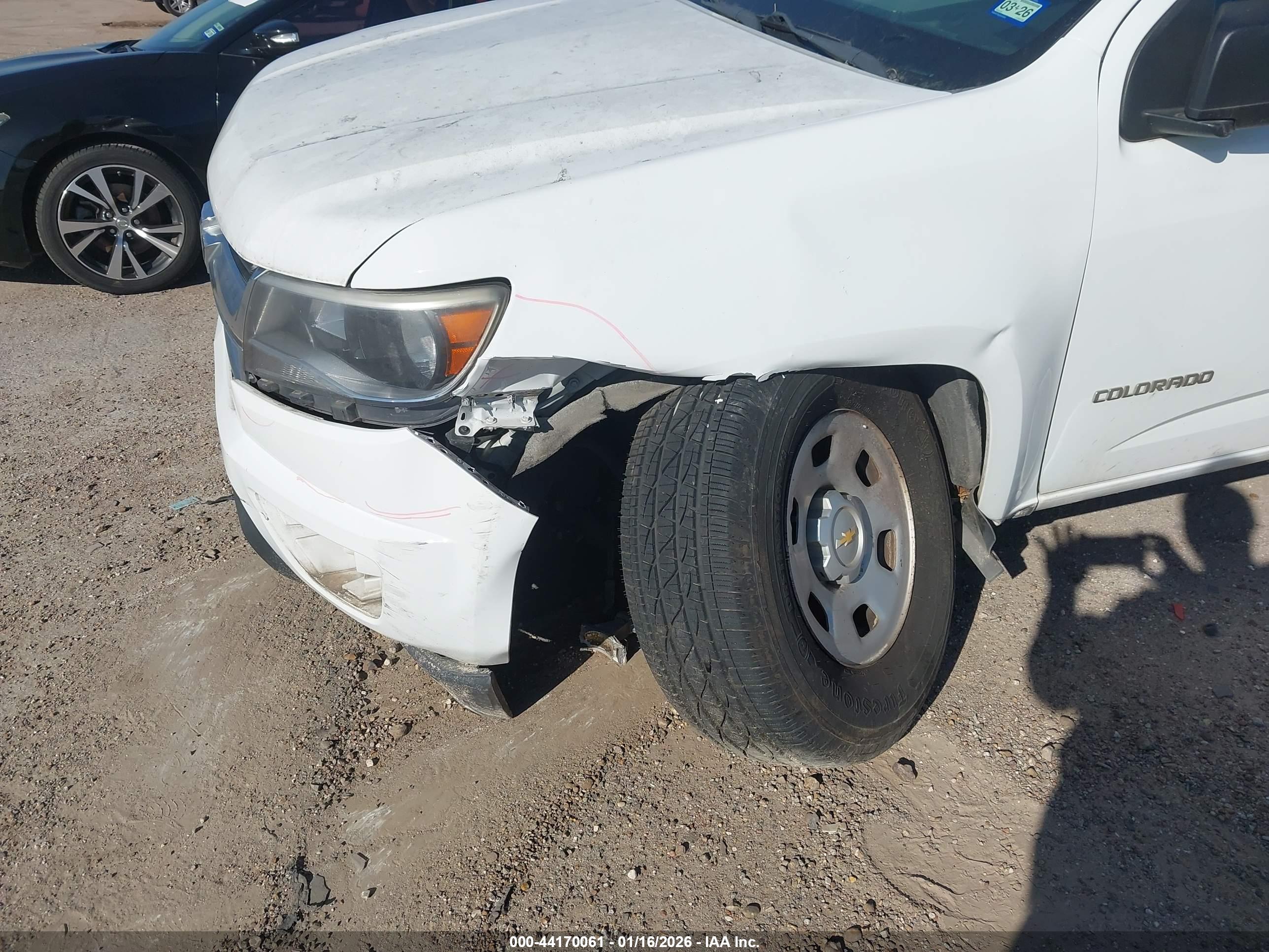 CHEVROLET COLORADO image 6