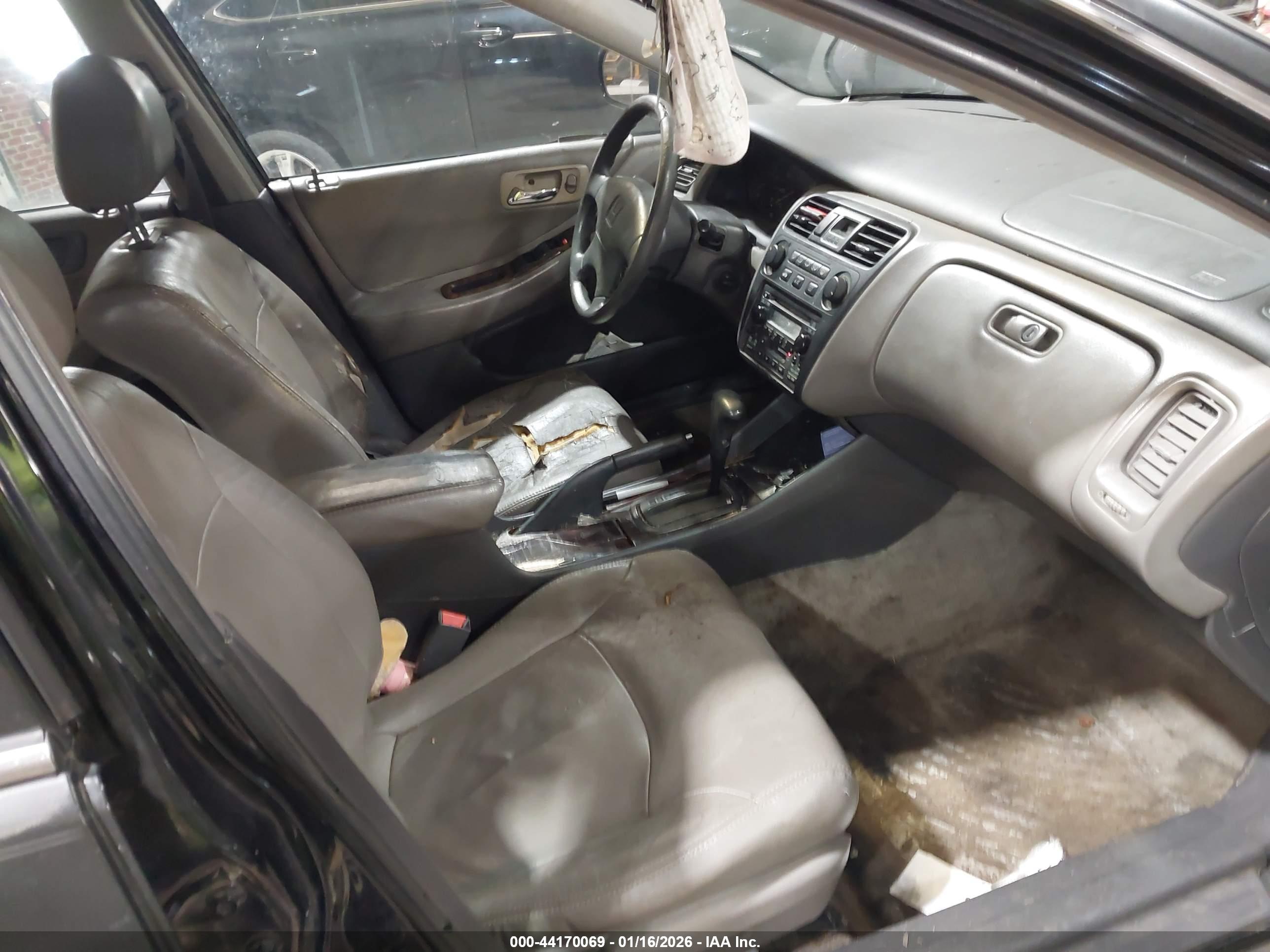 HONDA ACCORD image 5