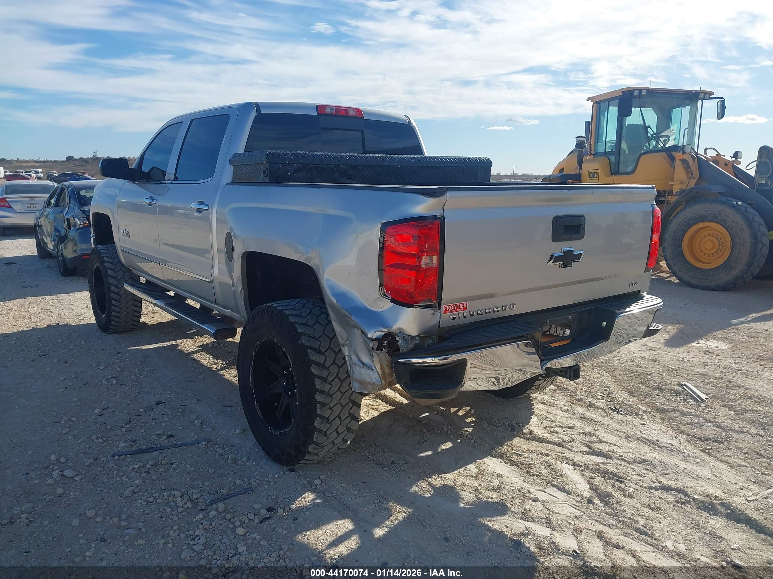 CHEVROLET SILVERADO image 3