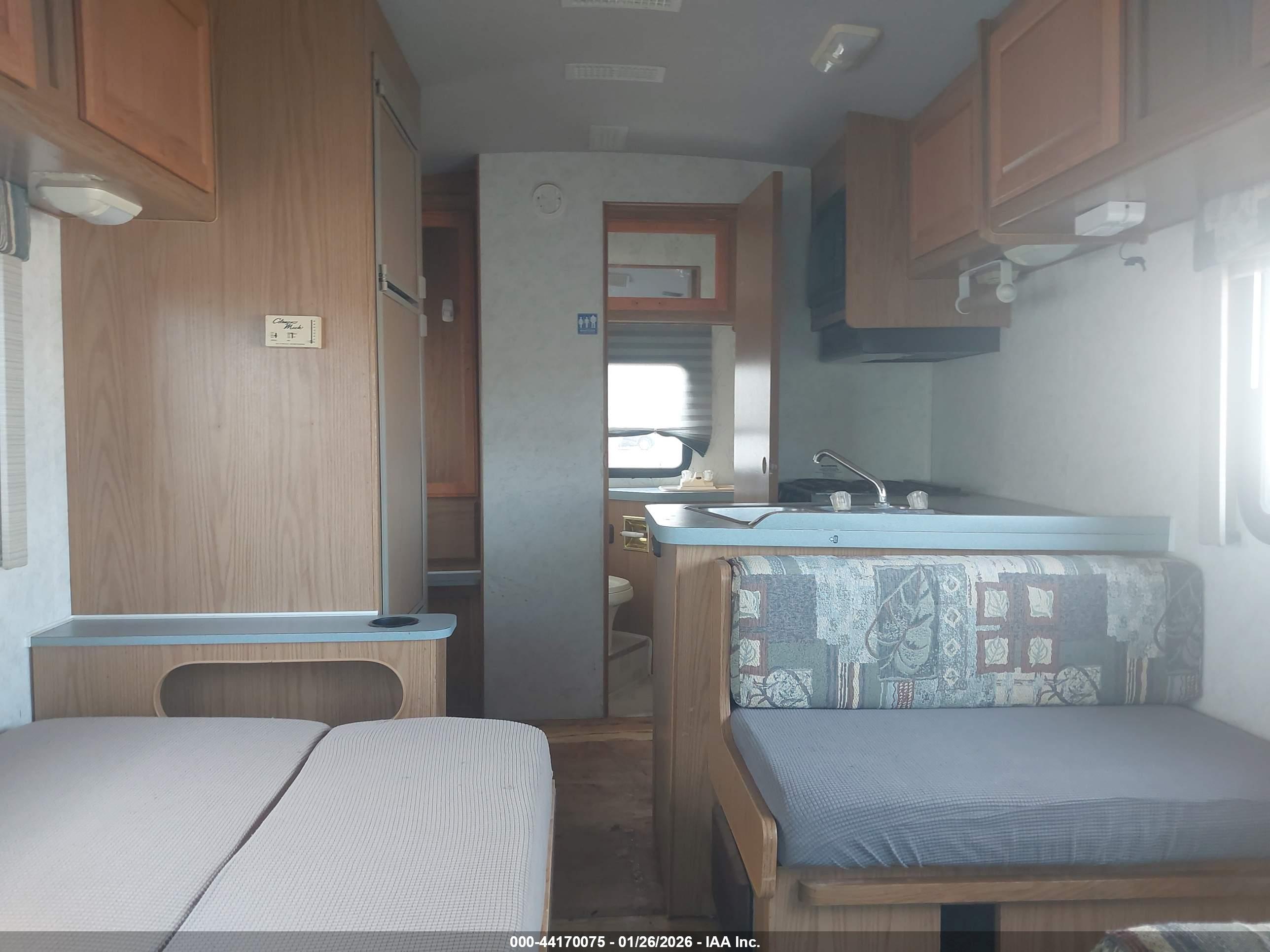 FORD ECONOLINE image 8