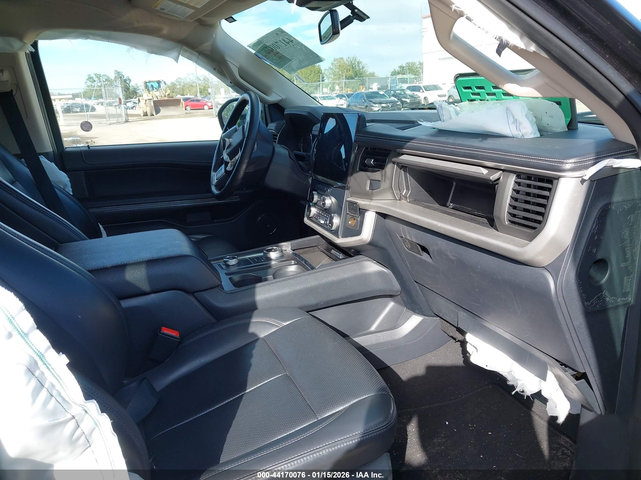 FORD EXPEDITION image 5