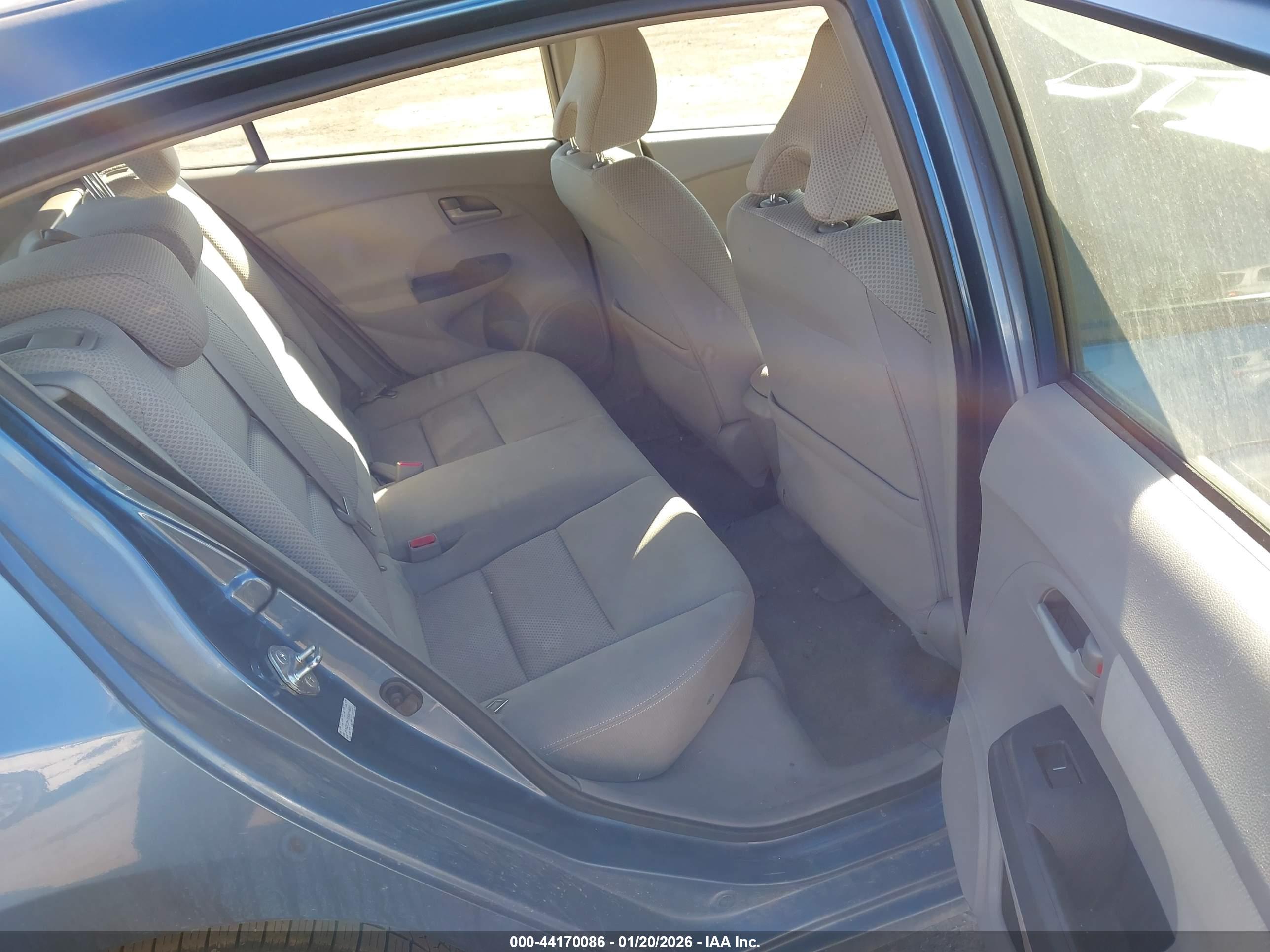 HONDA INSIGHT image 8