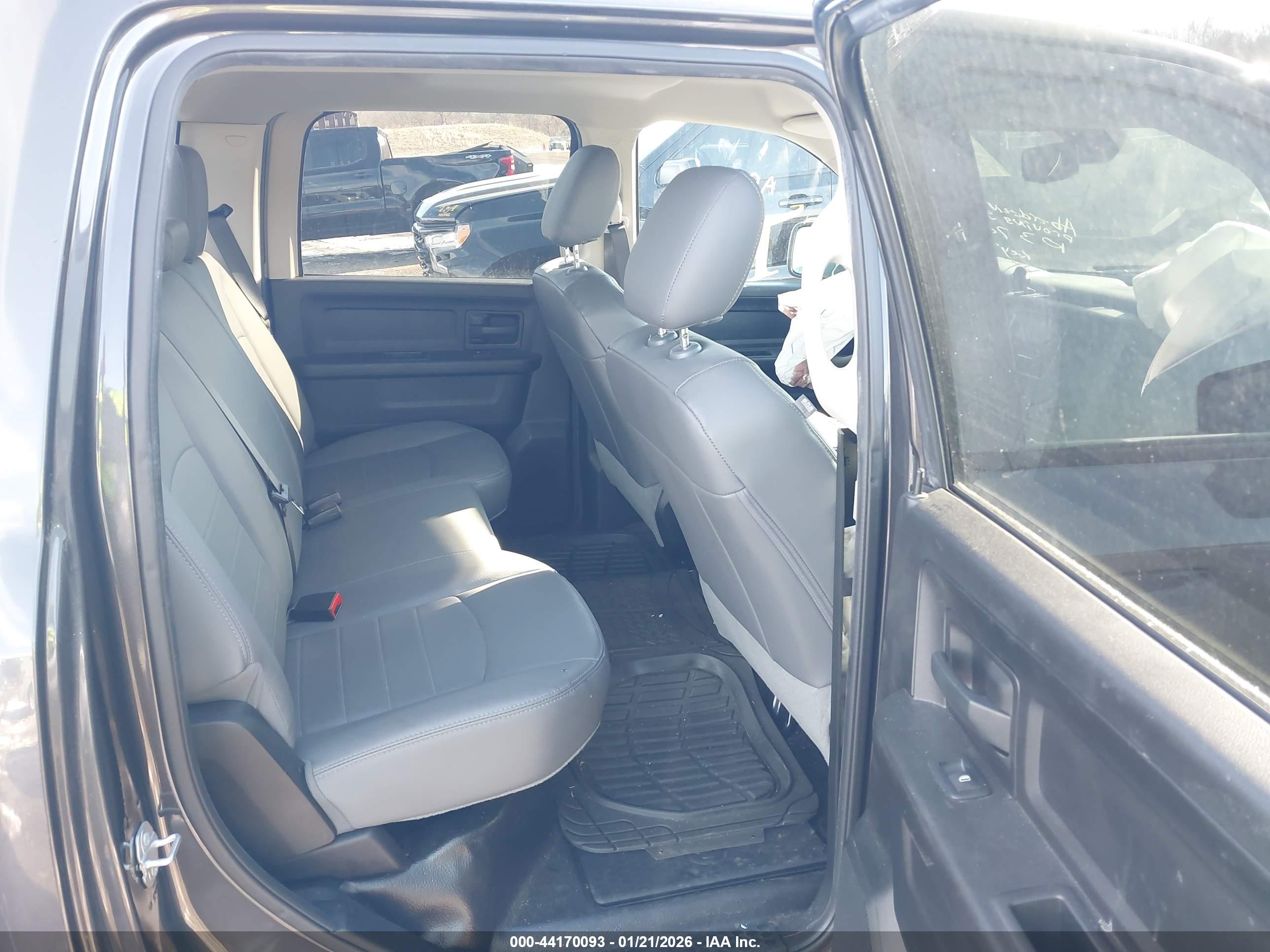 RAM 1500 image 8