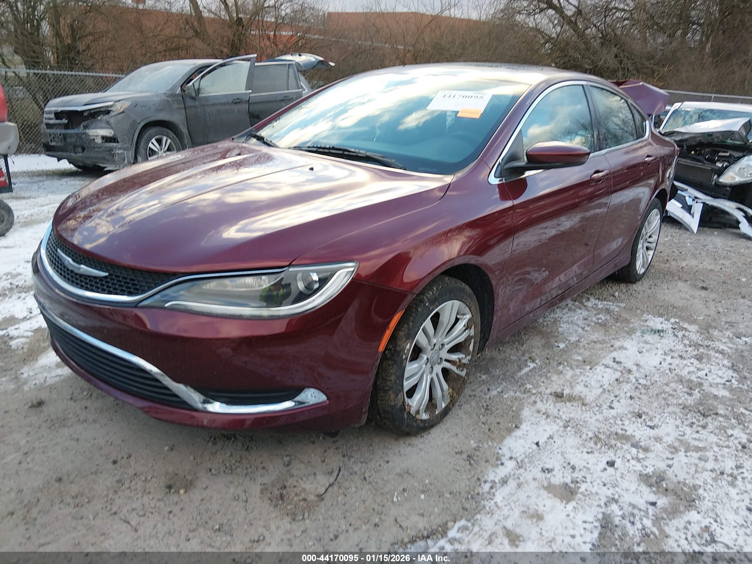 CHRYSLER 200 image 2