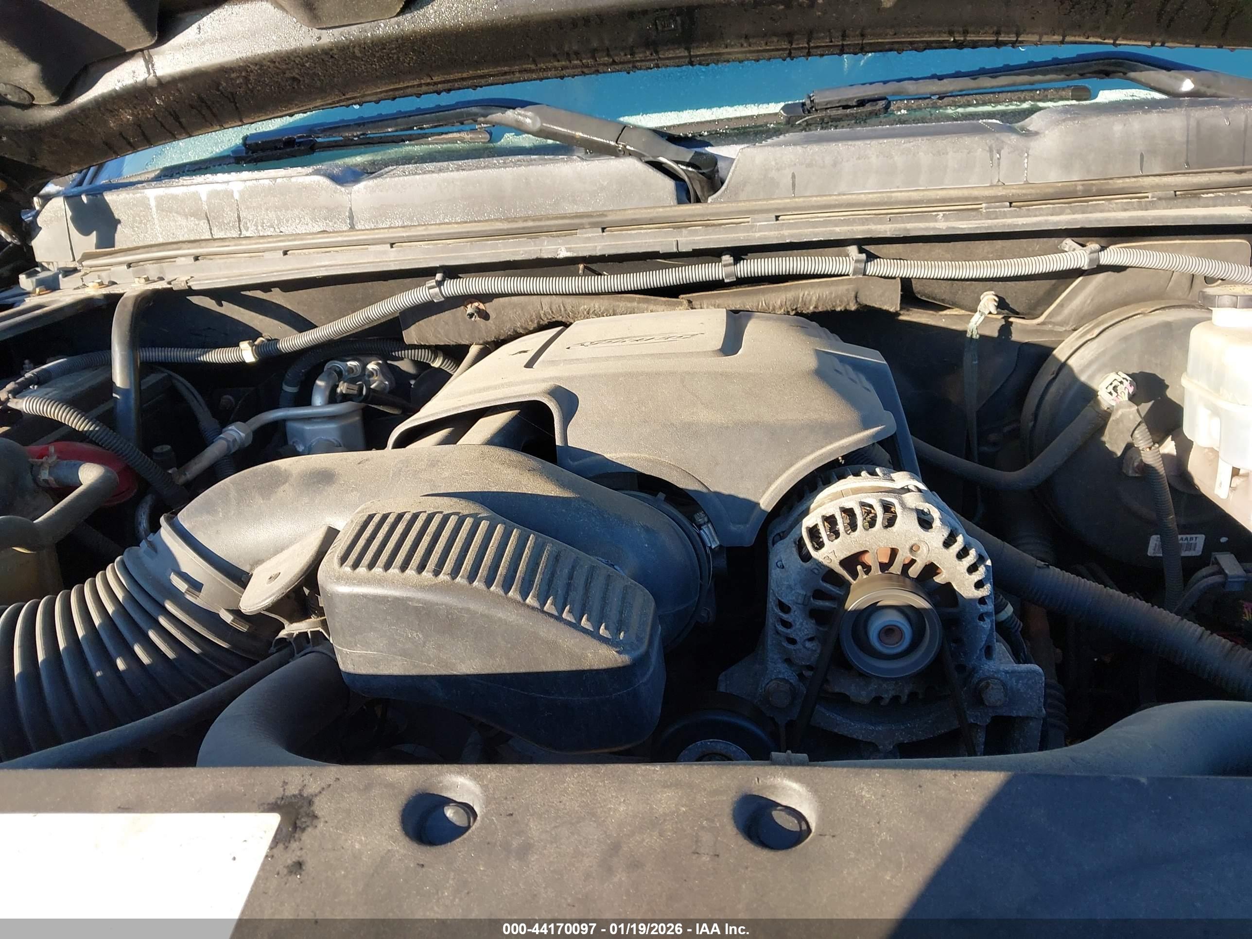 CHEVROLET SILVERADO image 10