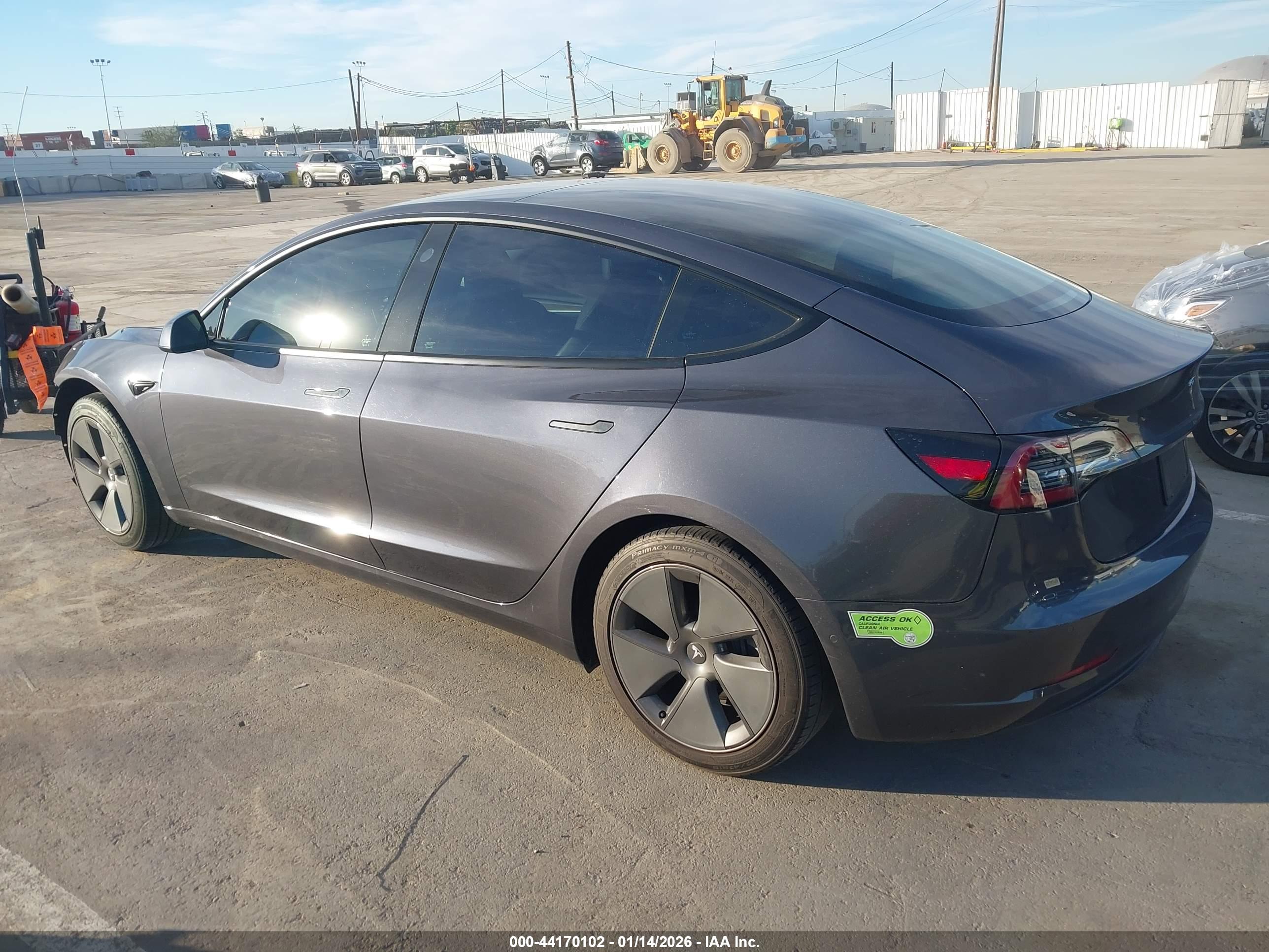 TESLA MODEL image 3