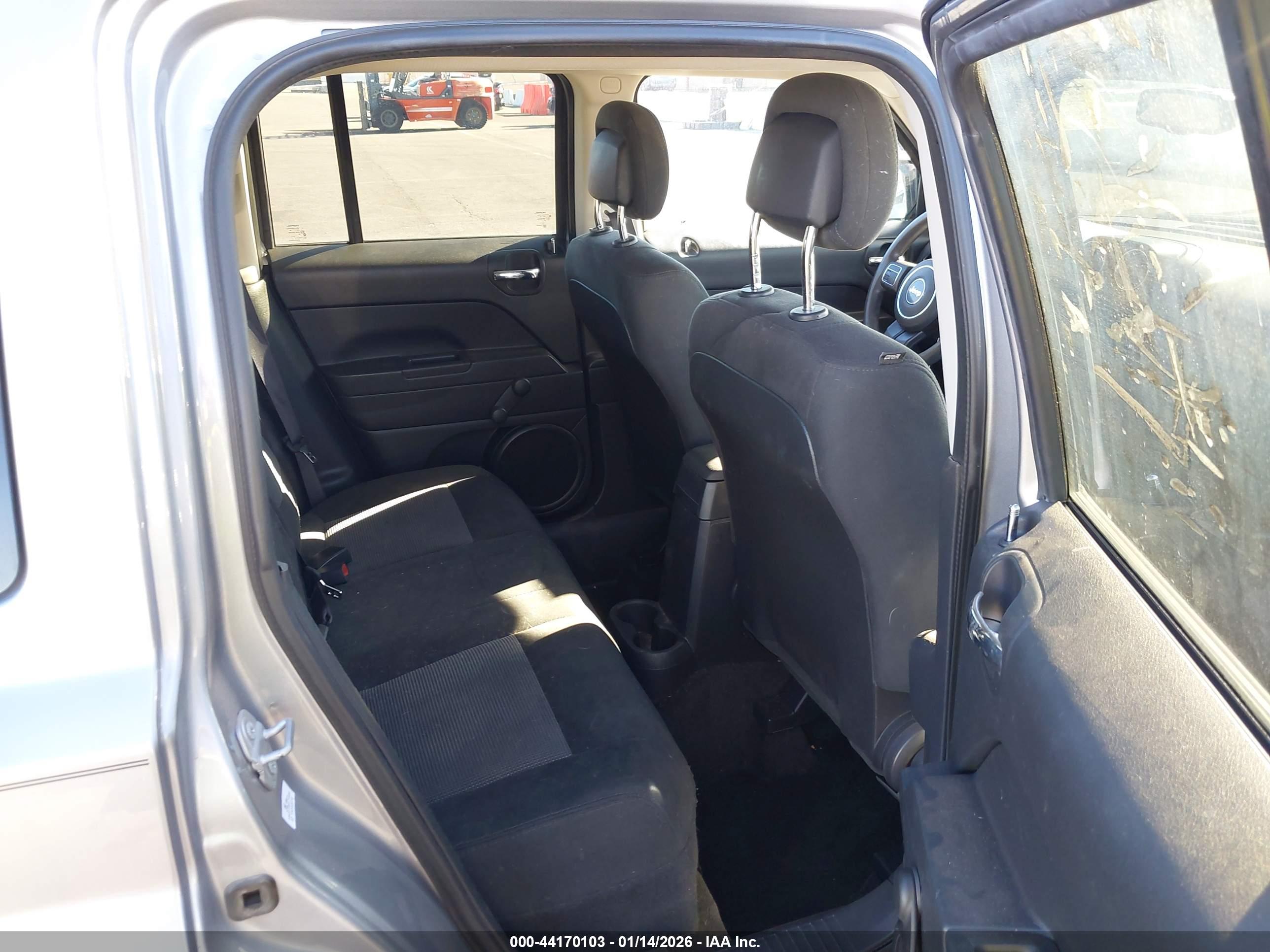 JEEP PATRIOT image 8
