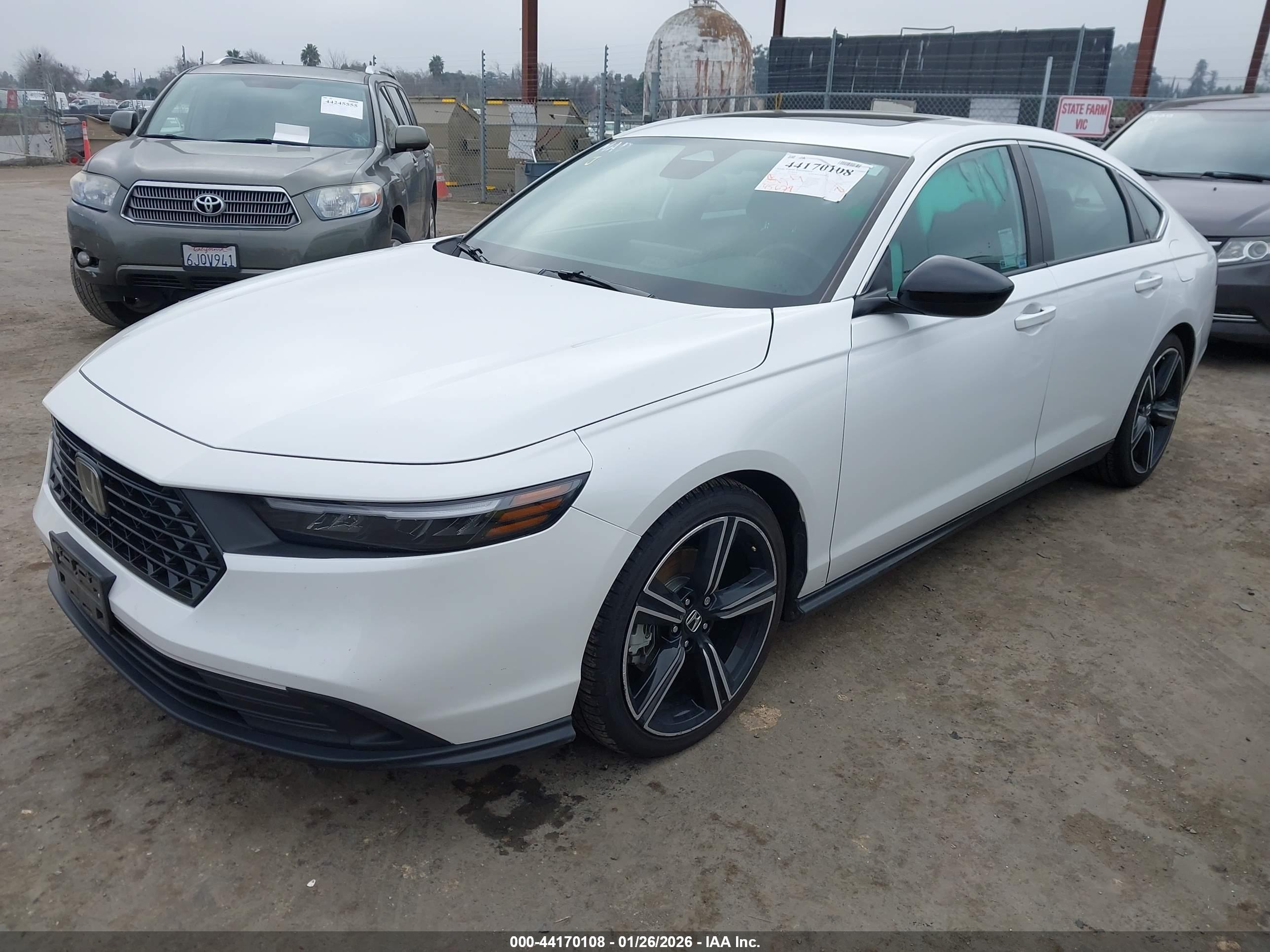 HONDA ACCORD image 2