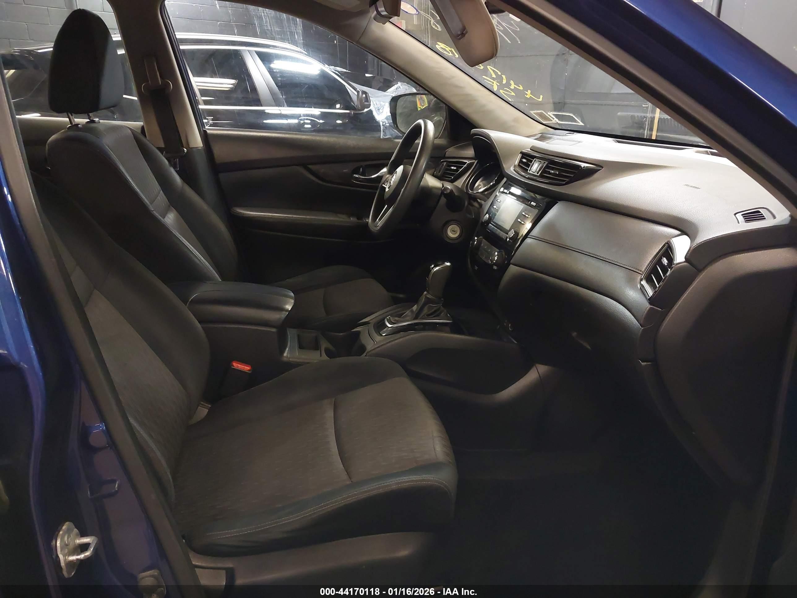 NISSAN ROGUE image 5