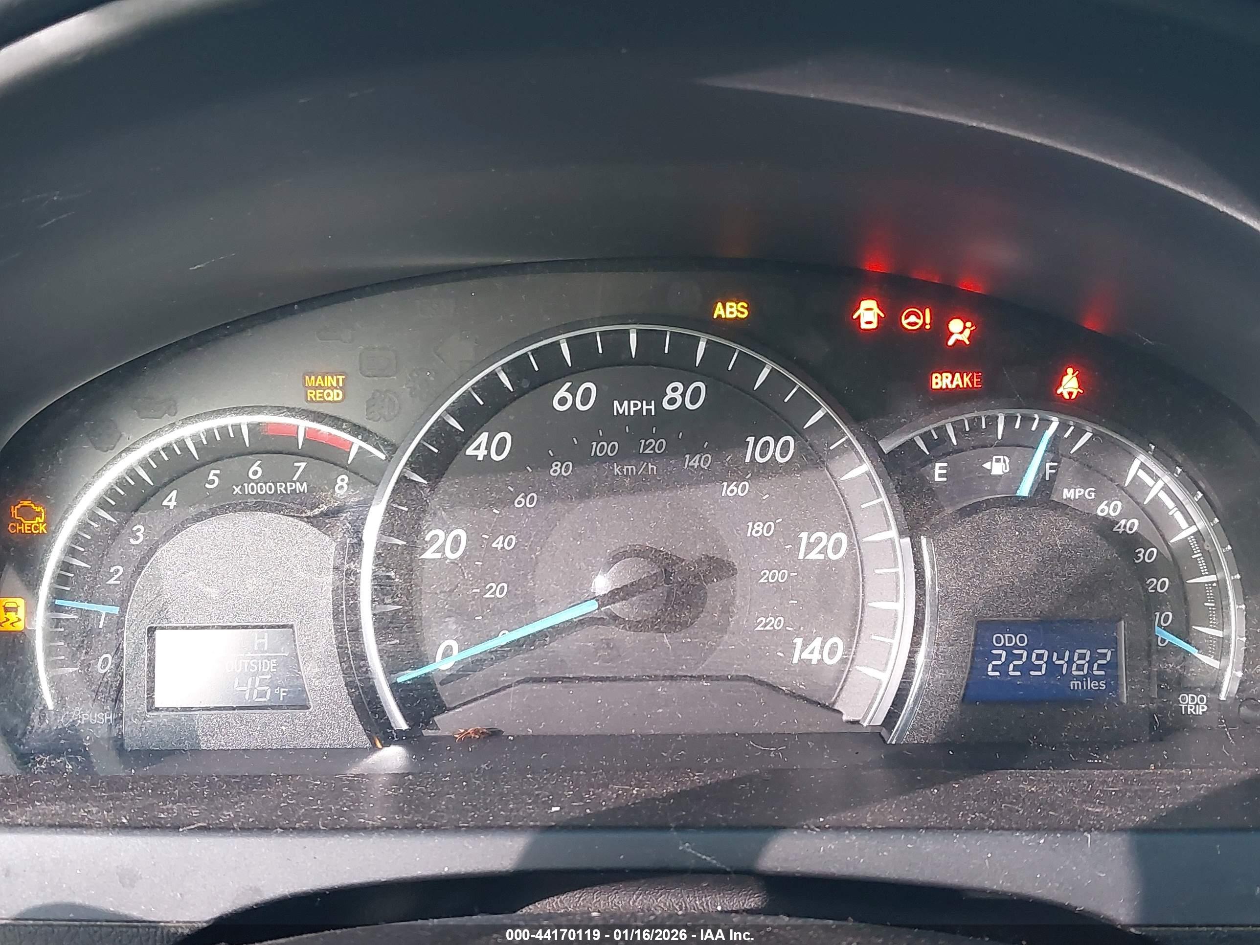 TOYOTA CAMRY image 7