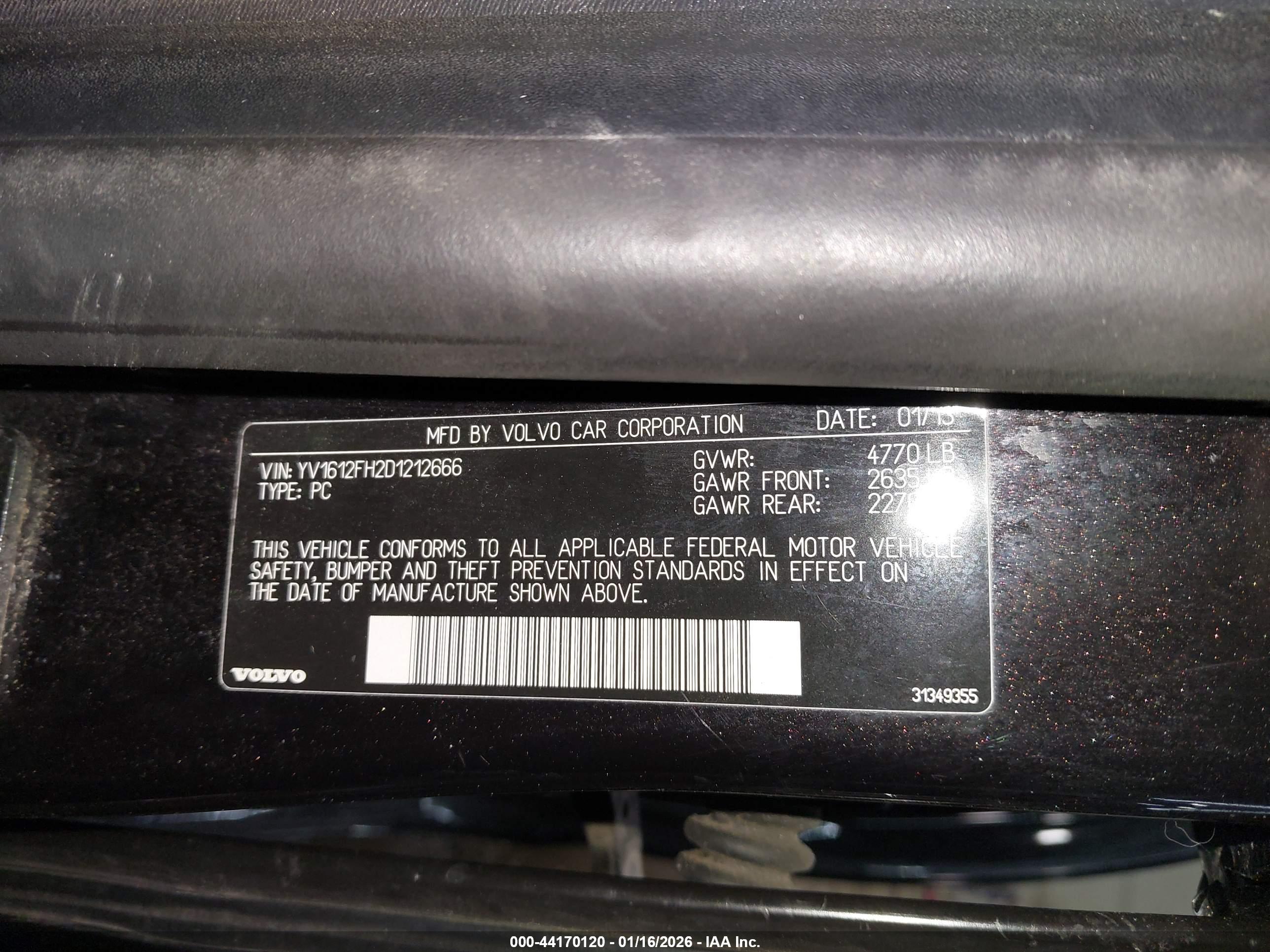 VOLVO S60 image 9