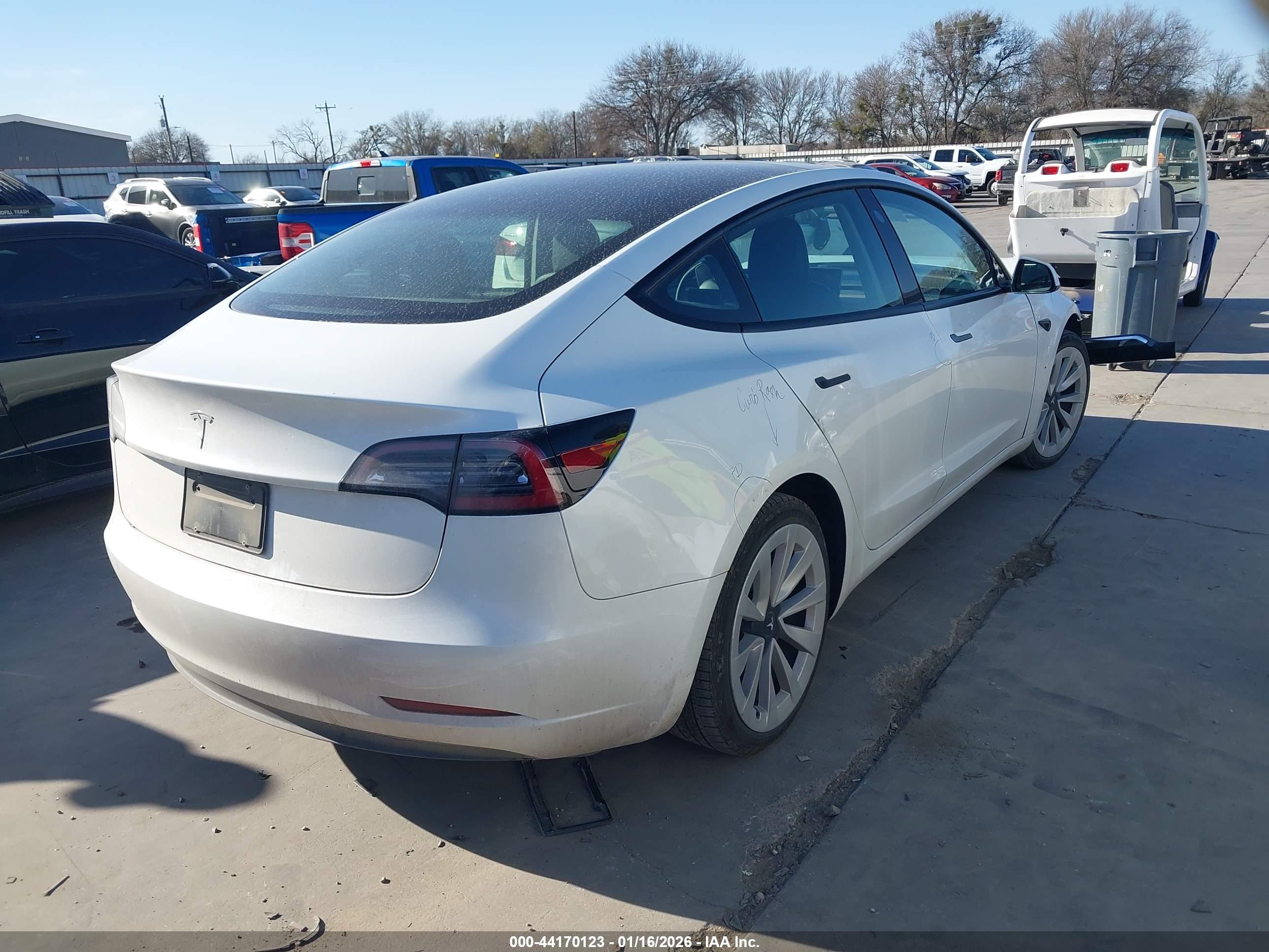TESLA MODEL image 4