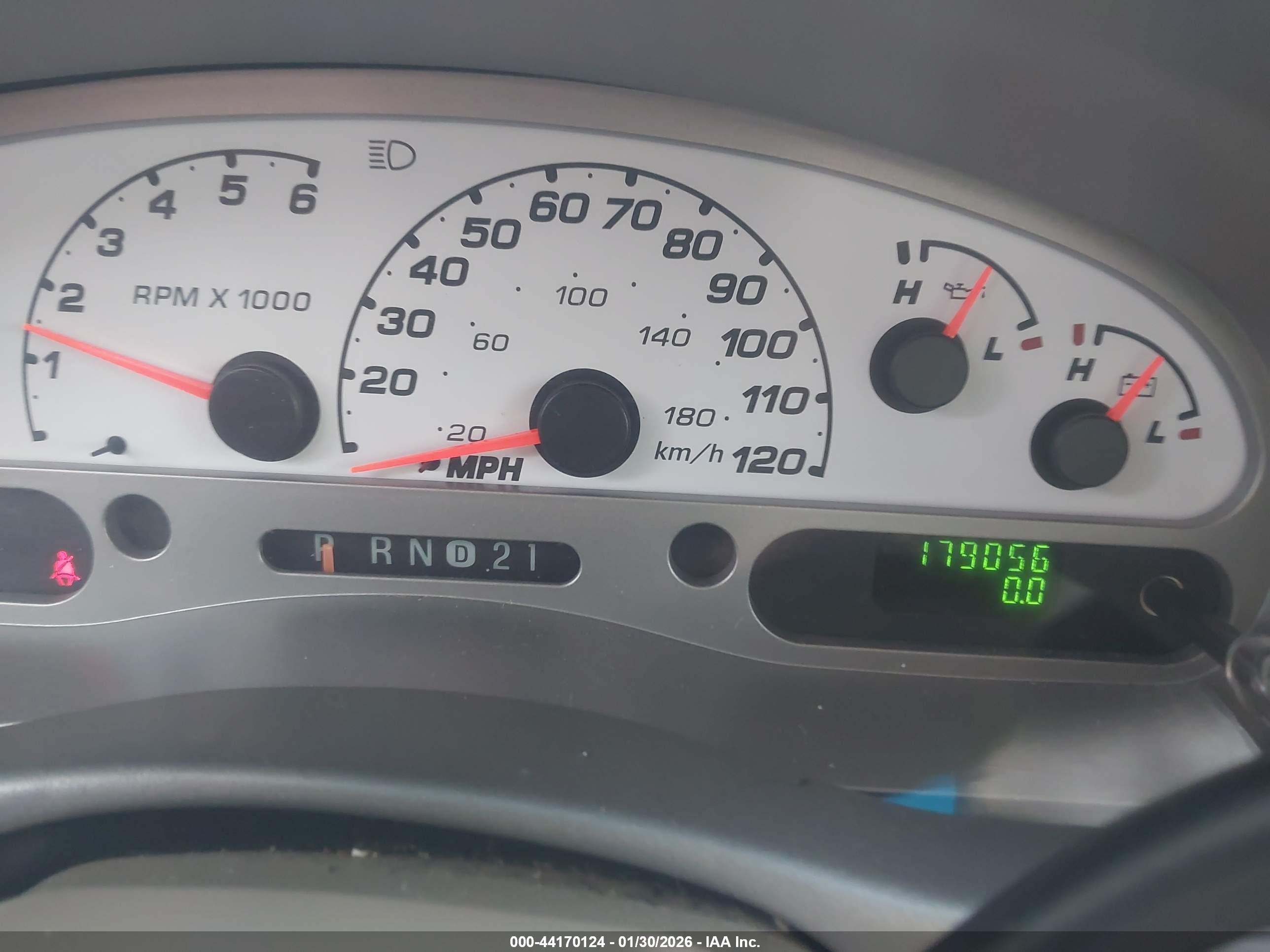 FORD EXPLORER image 7