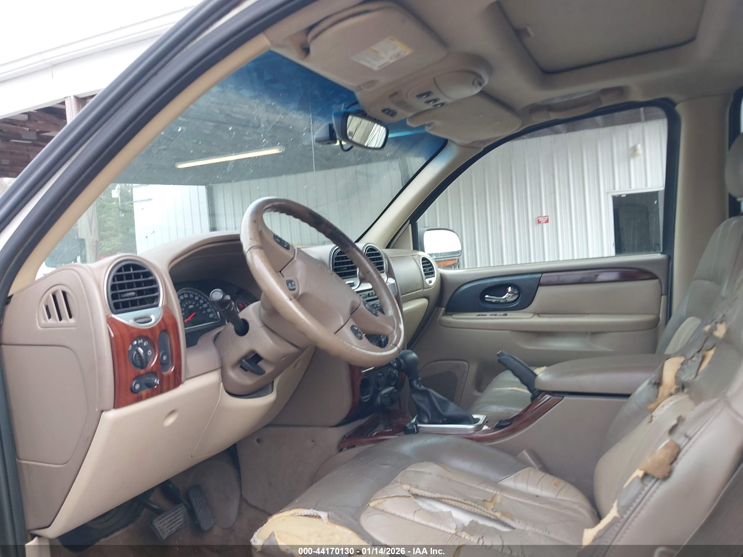 GMC ENVOY image 5