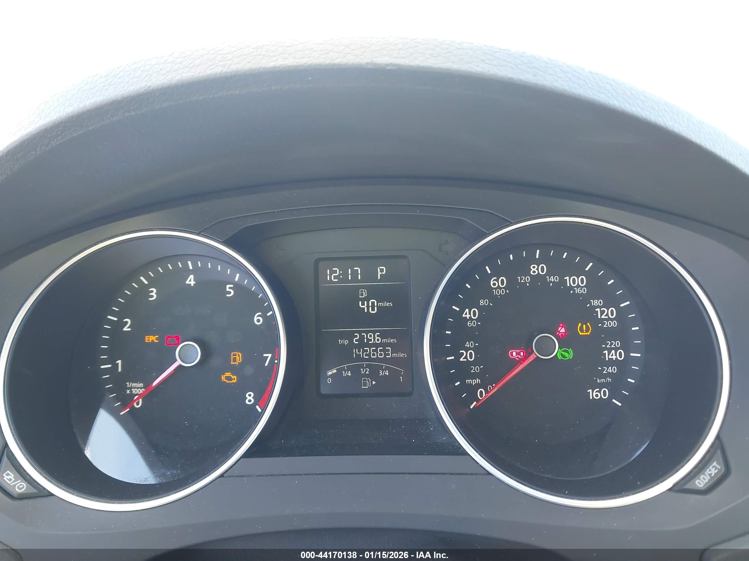 VOLKSWAGEN JETTA image 7