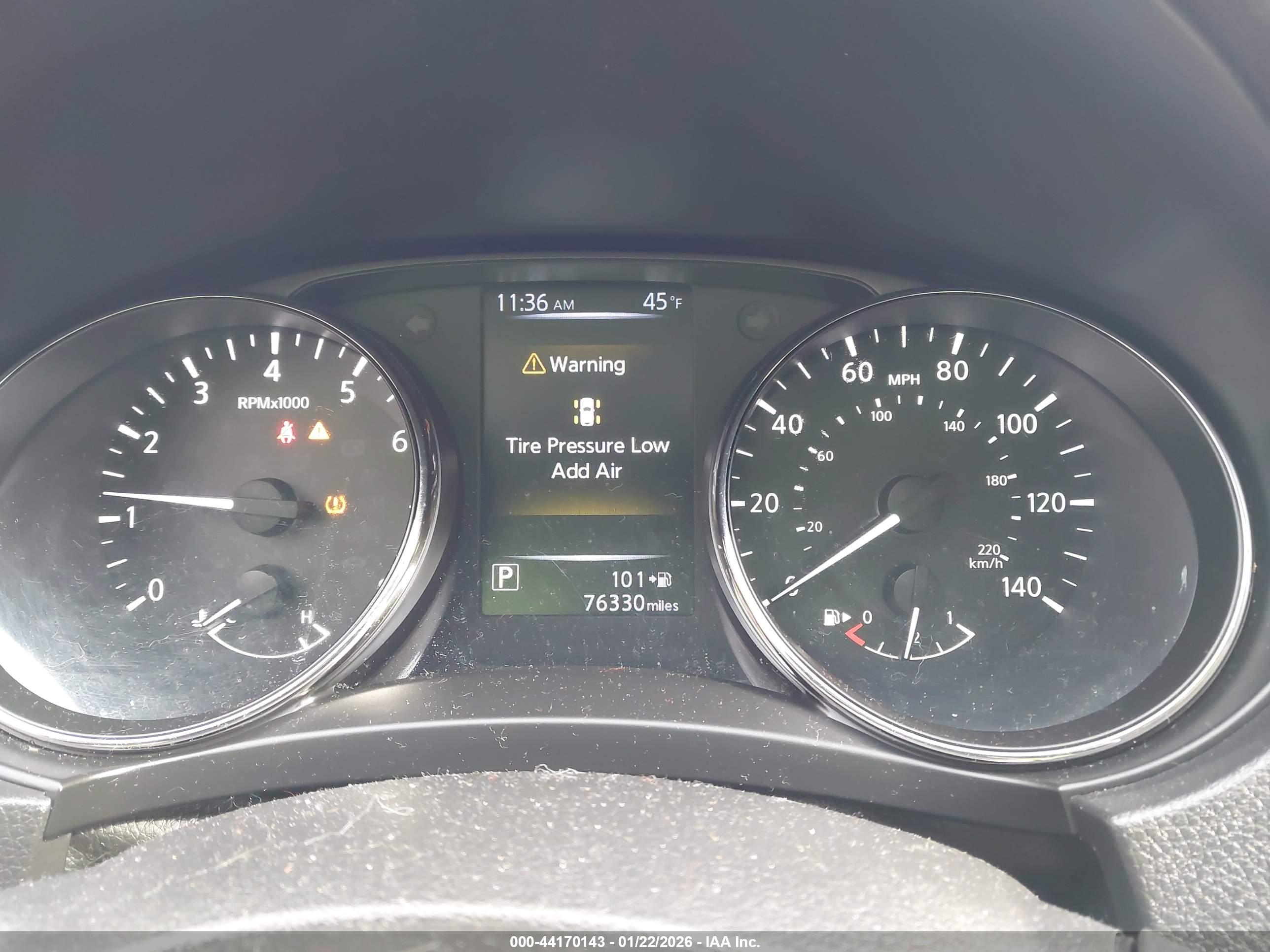 NISSAN ROGUE image 7