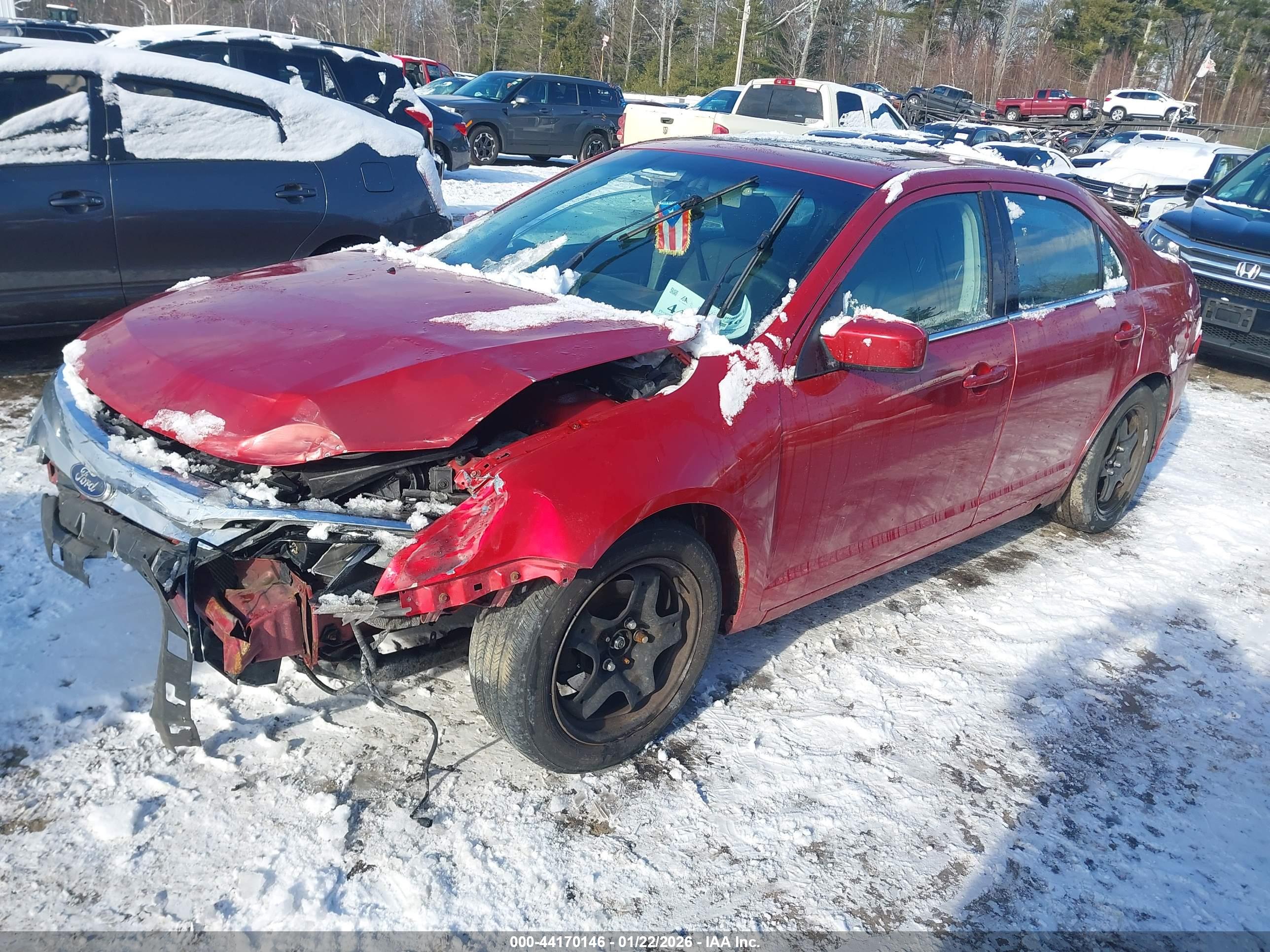 FORD FUSION image 2