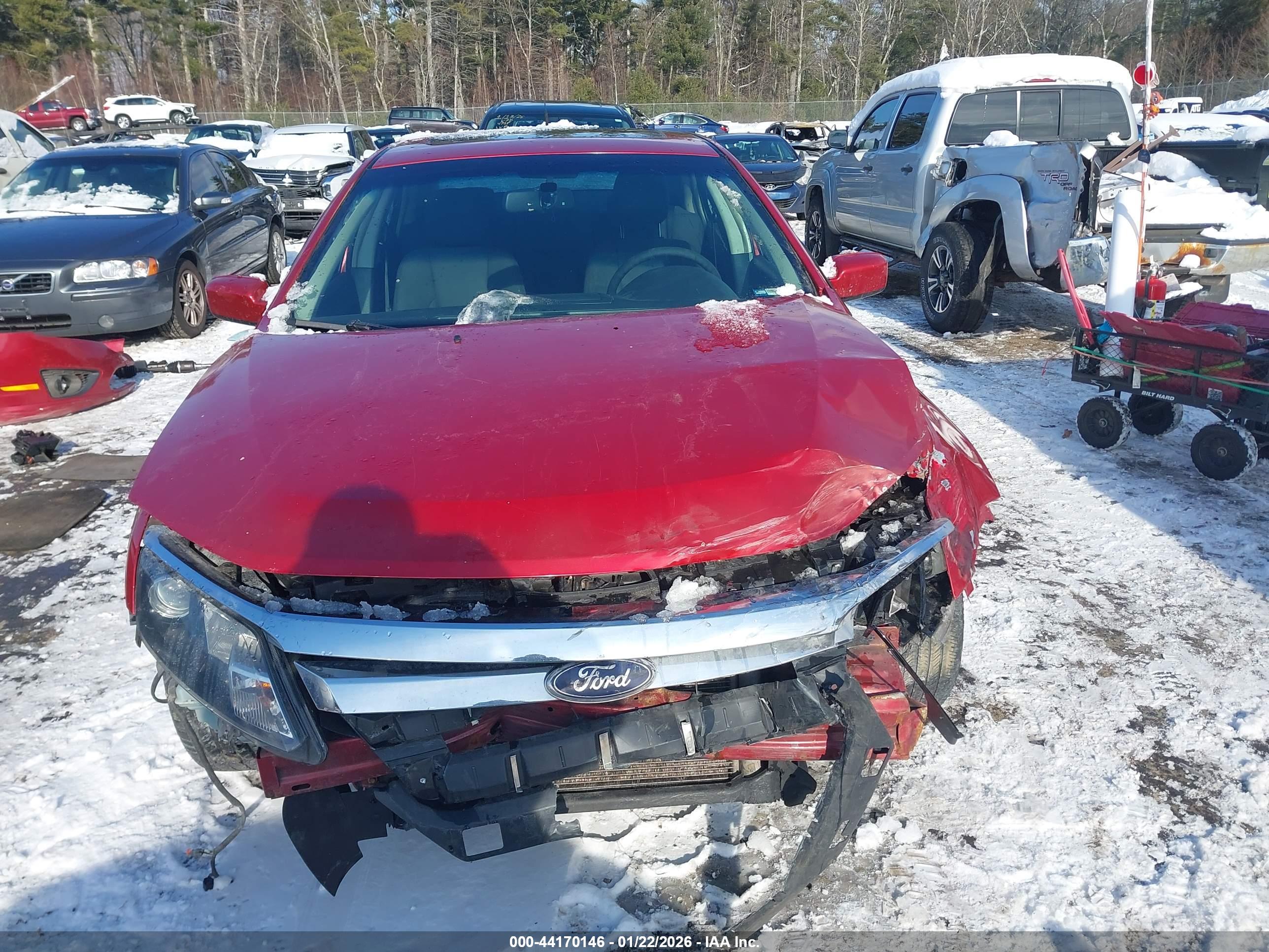 FORD FUSION image 6