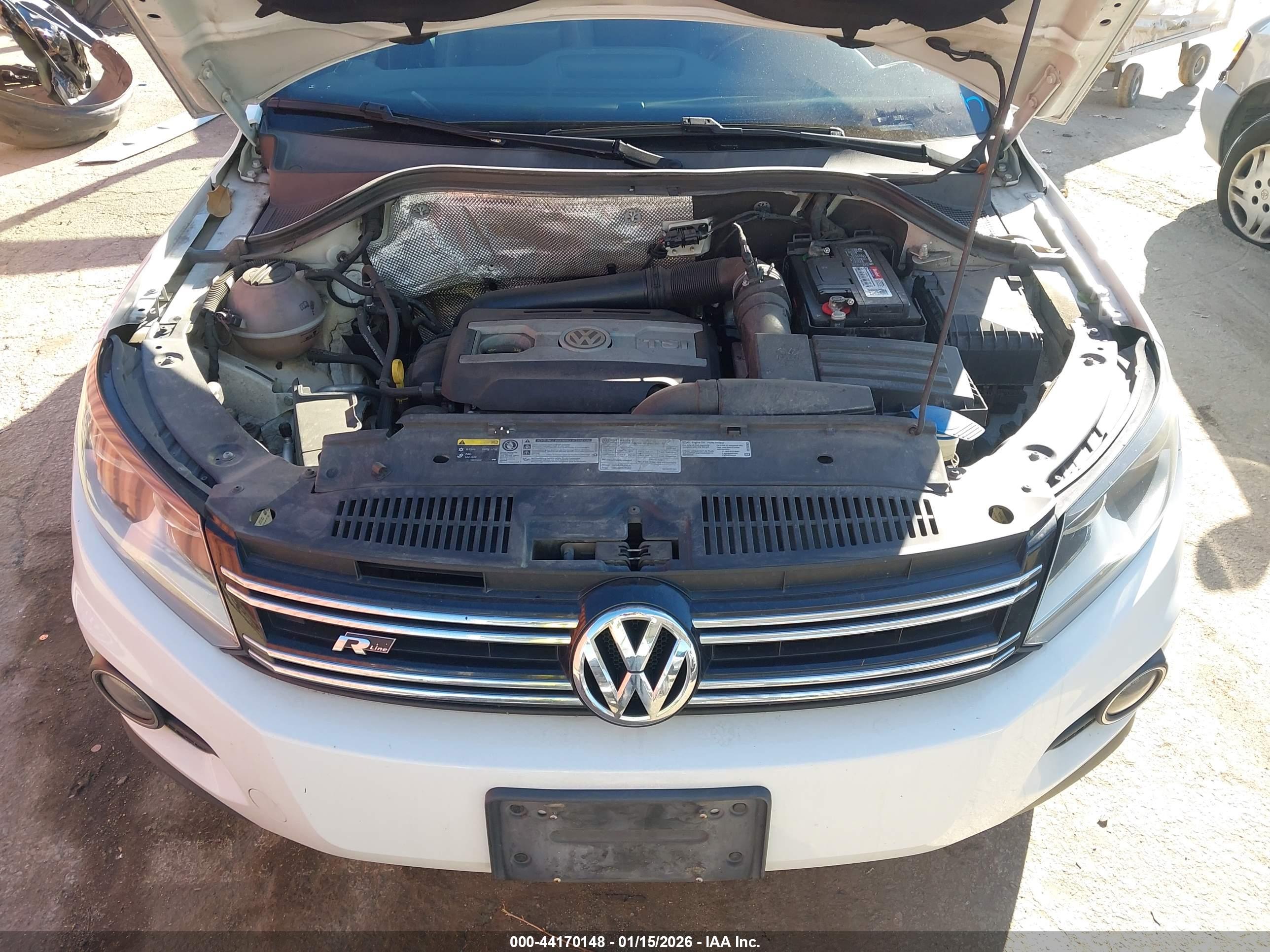 VOLKSWAGEN TIGUAN image 10