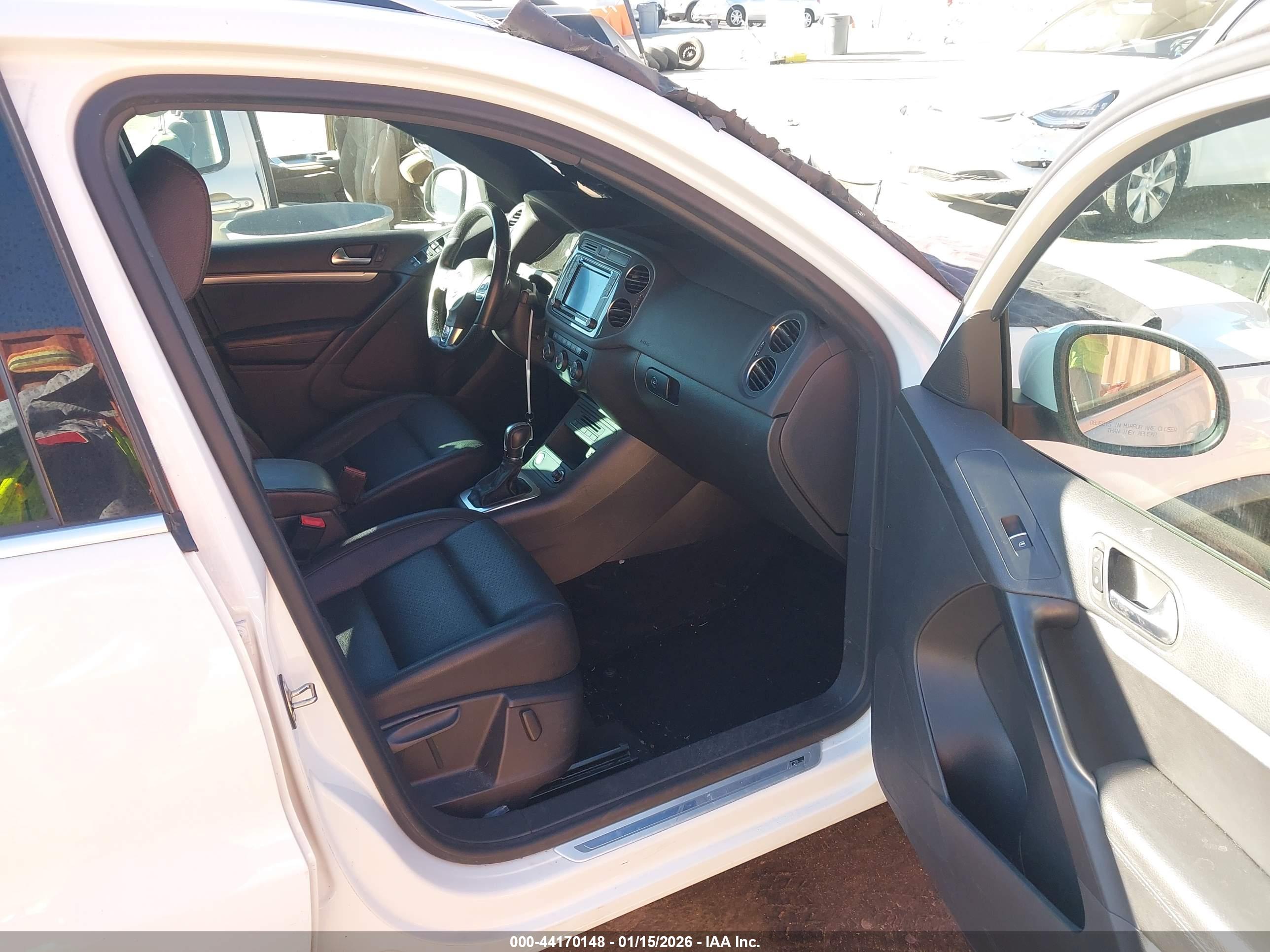 VOLKSWAGEN TIGUAN image 5
